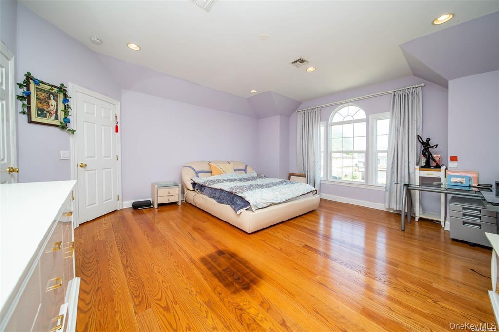 66 Maple Street, Unit A photo 15