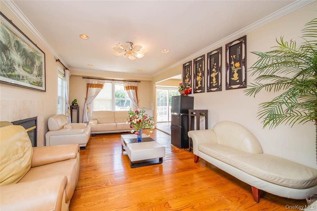 66 Maple Street, Unit A photo 7