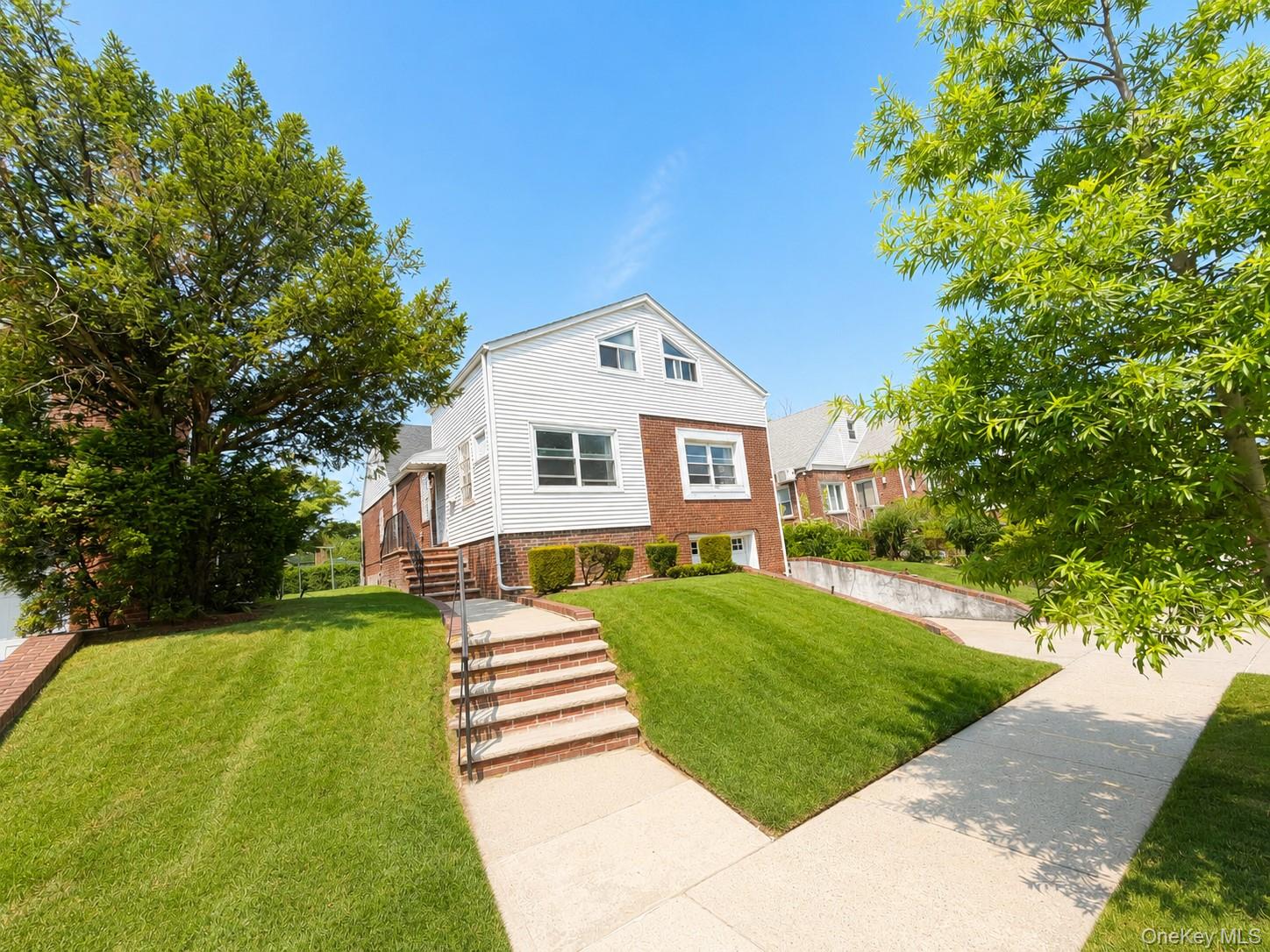 8018 217th – For Sale photo 25