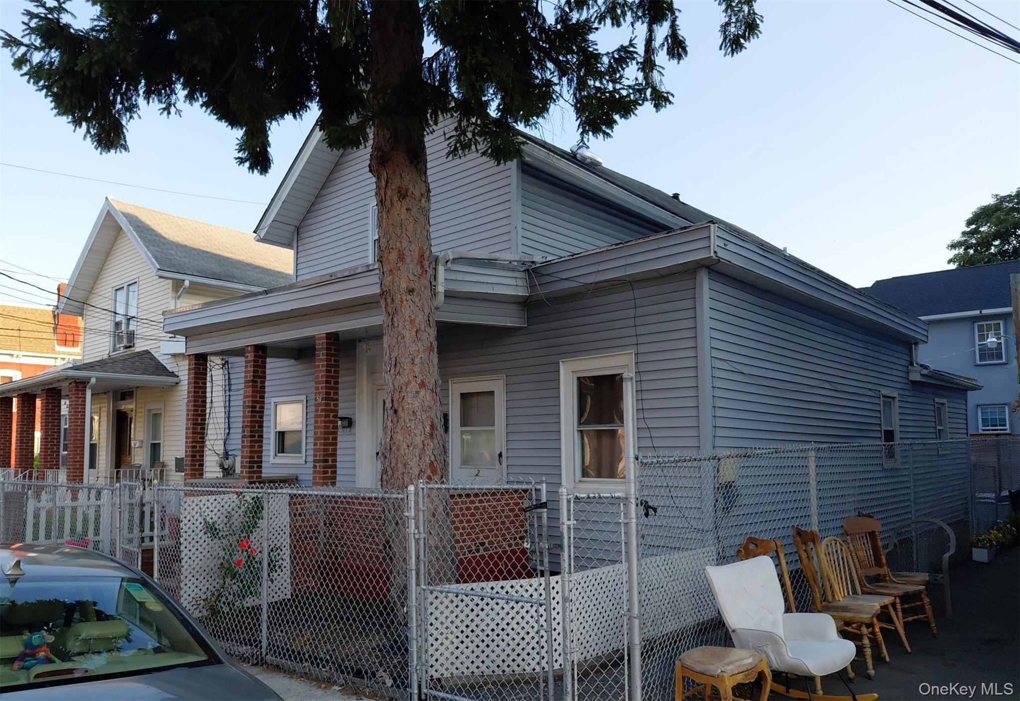 37 Broad Street – For Sale photo 3