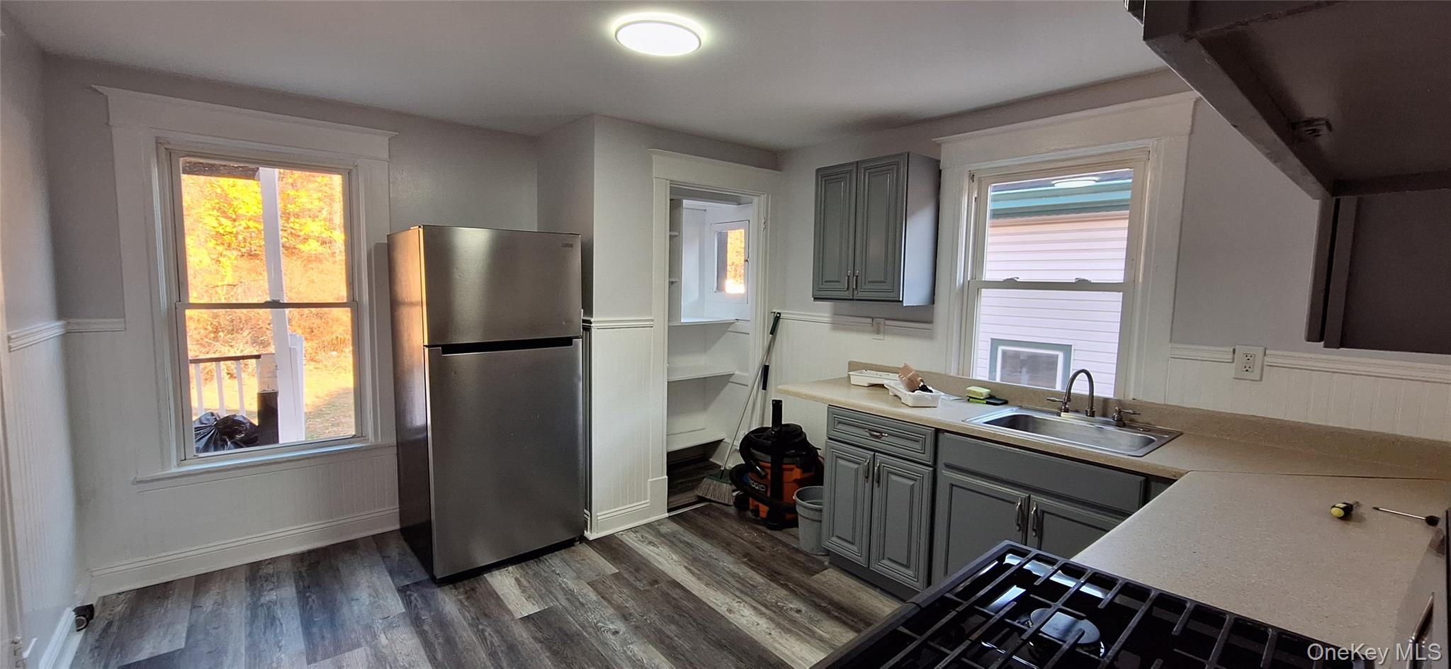 195 N Hamilton Street, Unit 2 photo 2