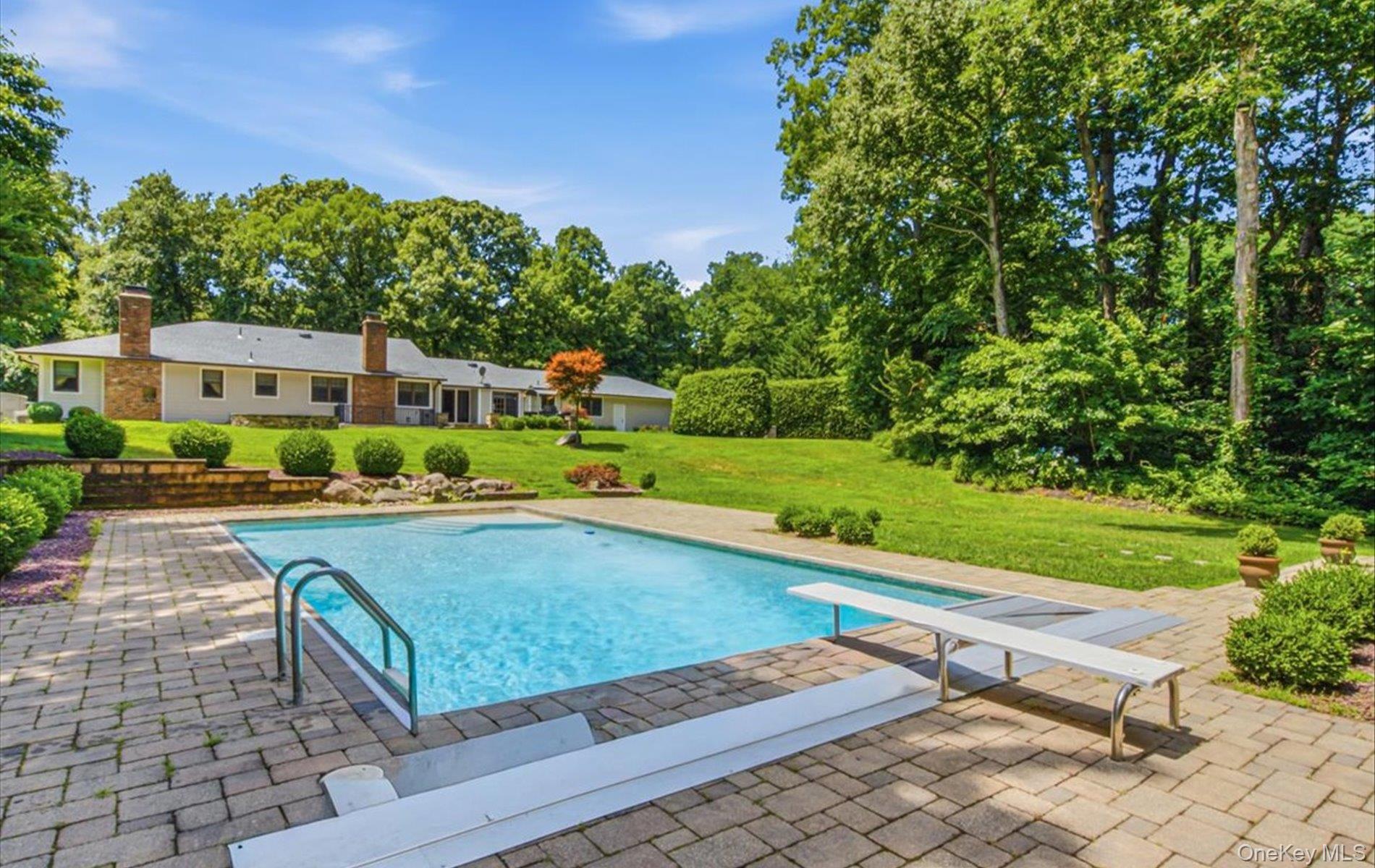 15 Tiber Road – For Sale photo 30