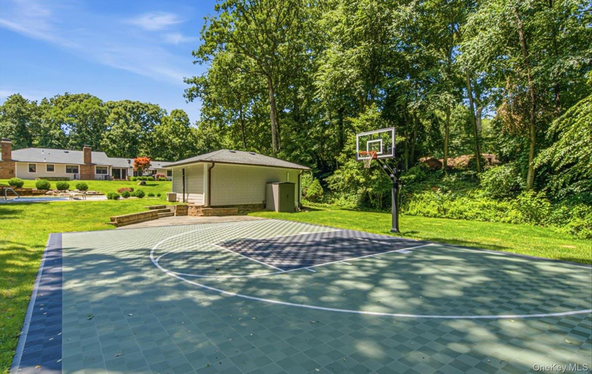 15 Tiber Road – For Sale photo 35