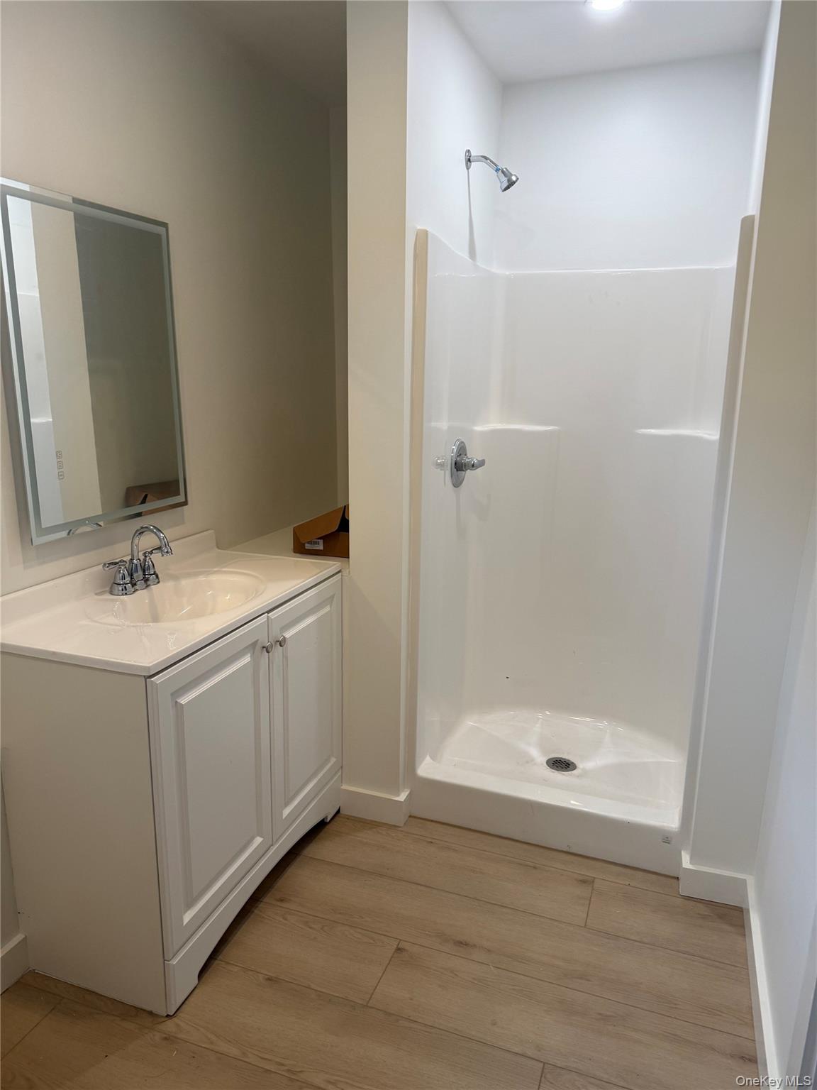 29 Thompson Street – For Rent photo 8