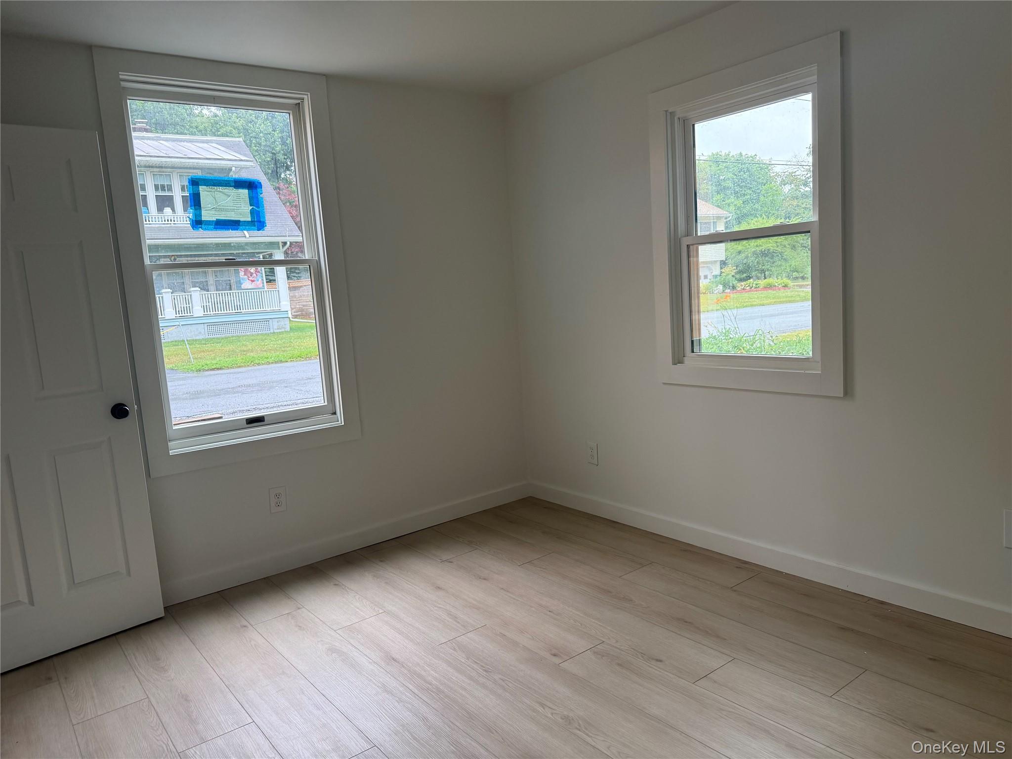 29 Thompson Street – For Rent photo 3