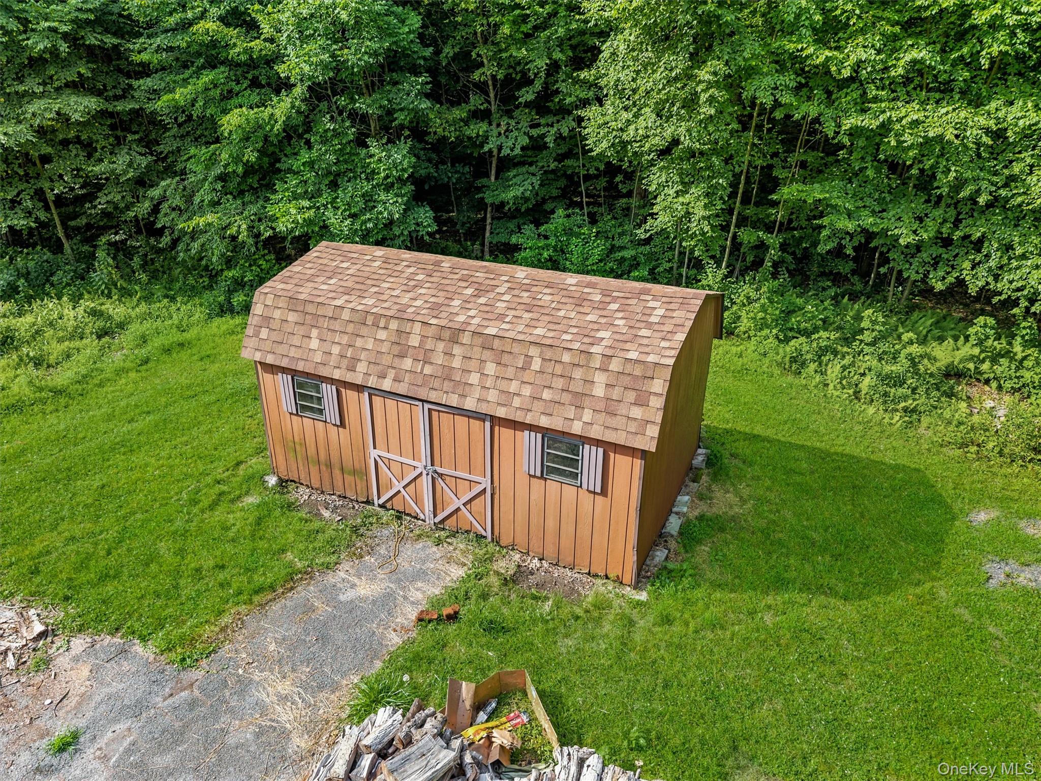126 Lincolndale – For Sale photo 39