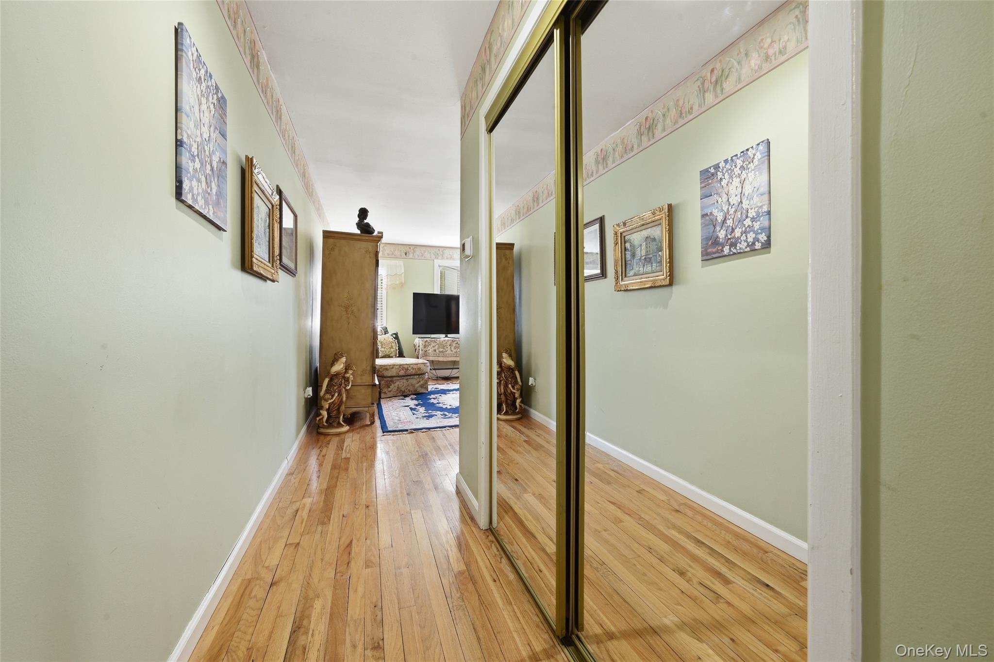 8 Penn Drive – For Sale photo 18
