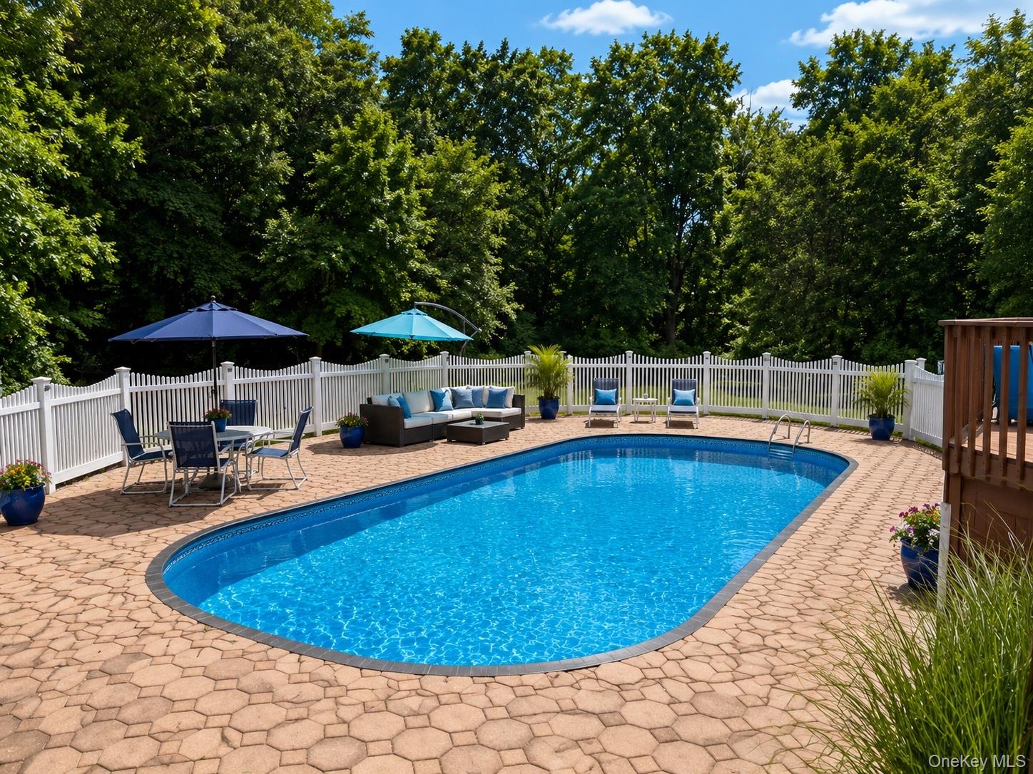 8 Penn Drive – For Sale photo 32