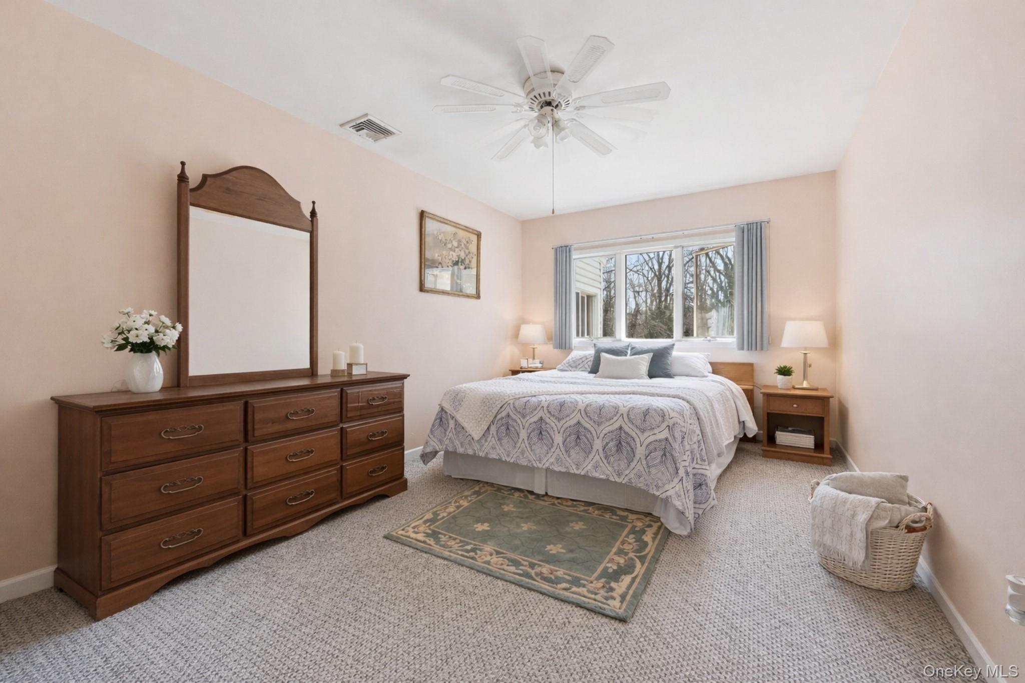 8 Penn Drive – For Sale photo 14
