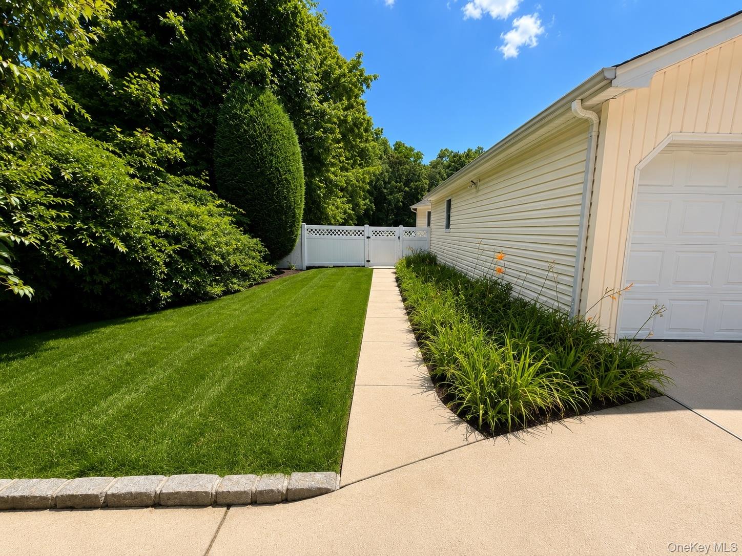 8 Penn Drive – For Sale photo 31