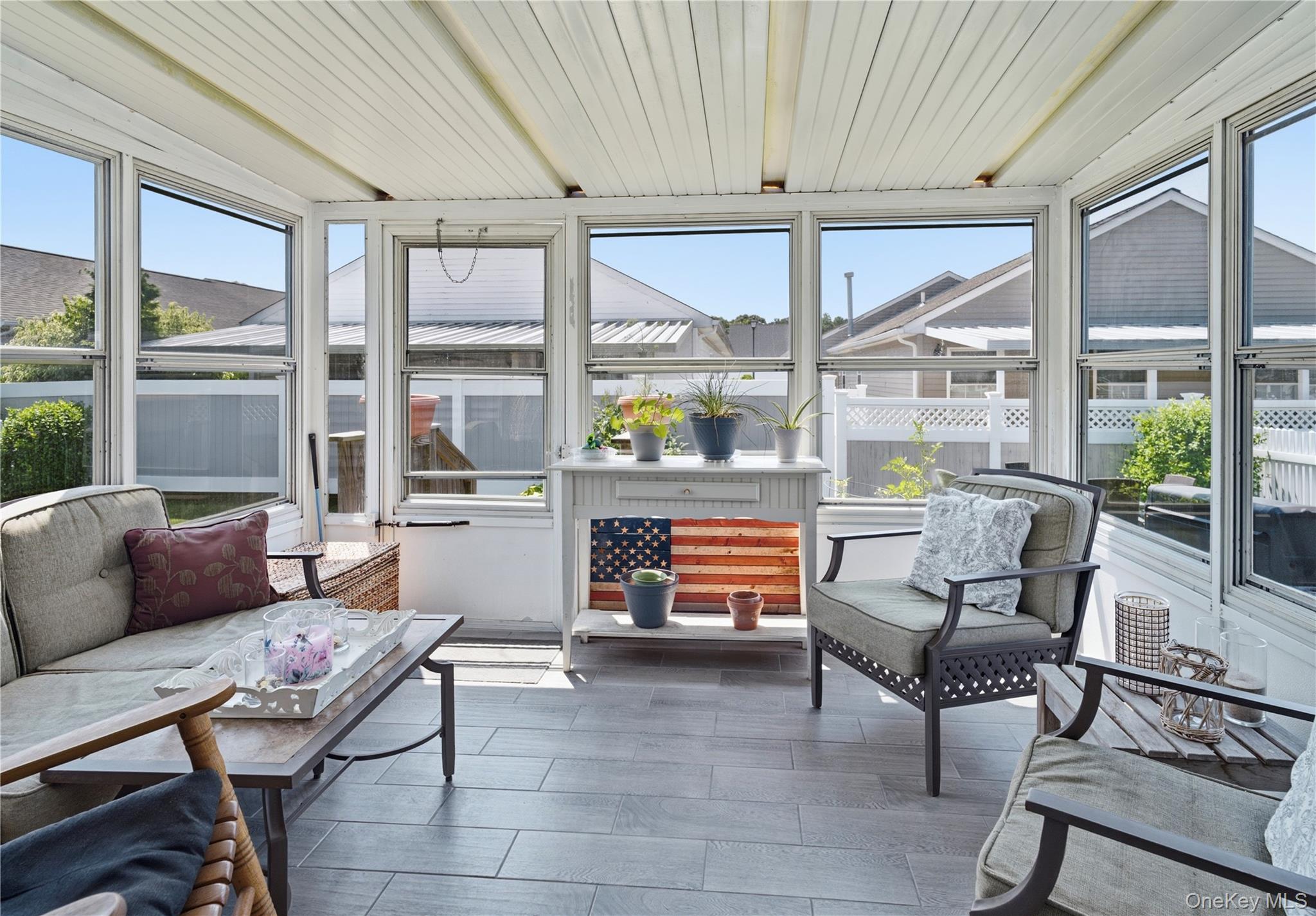 35 Village Circle S – For Sale photo 17