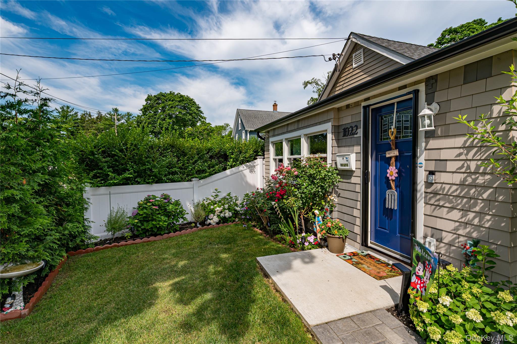 1022 Parkway Street – For Sale photo 3