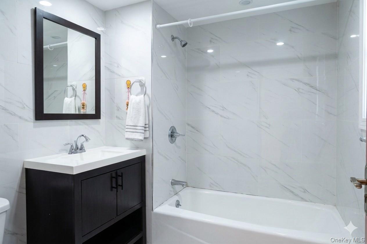 13215 41st Avenue, Unit 4 C photo 6