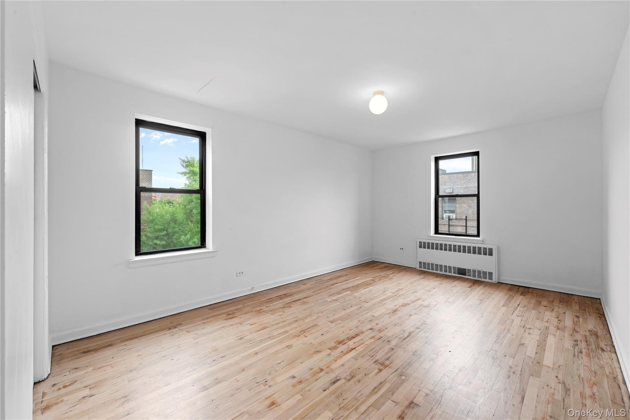 3726 87TH ST, Unit 6A photo 10