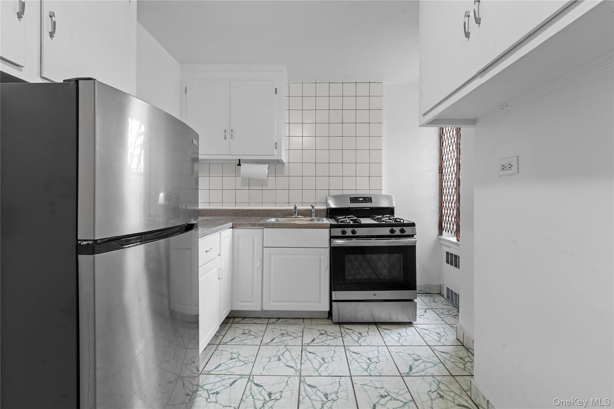 3726 87TH ST, Unit 6A photo 16