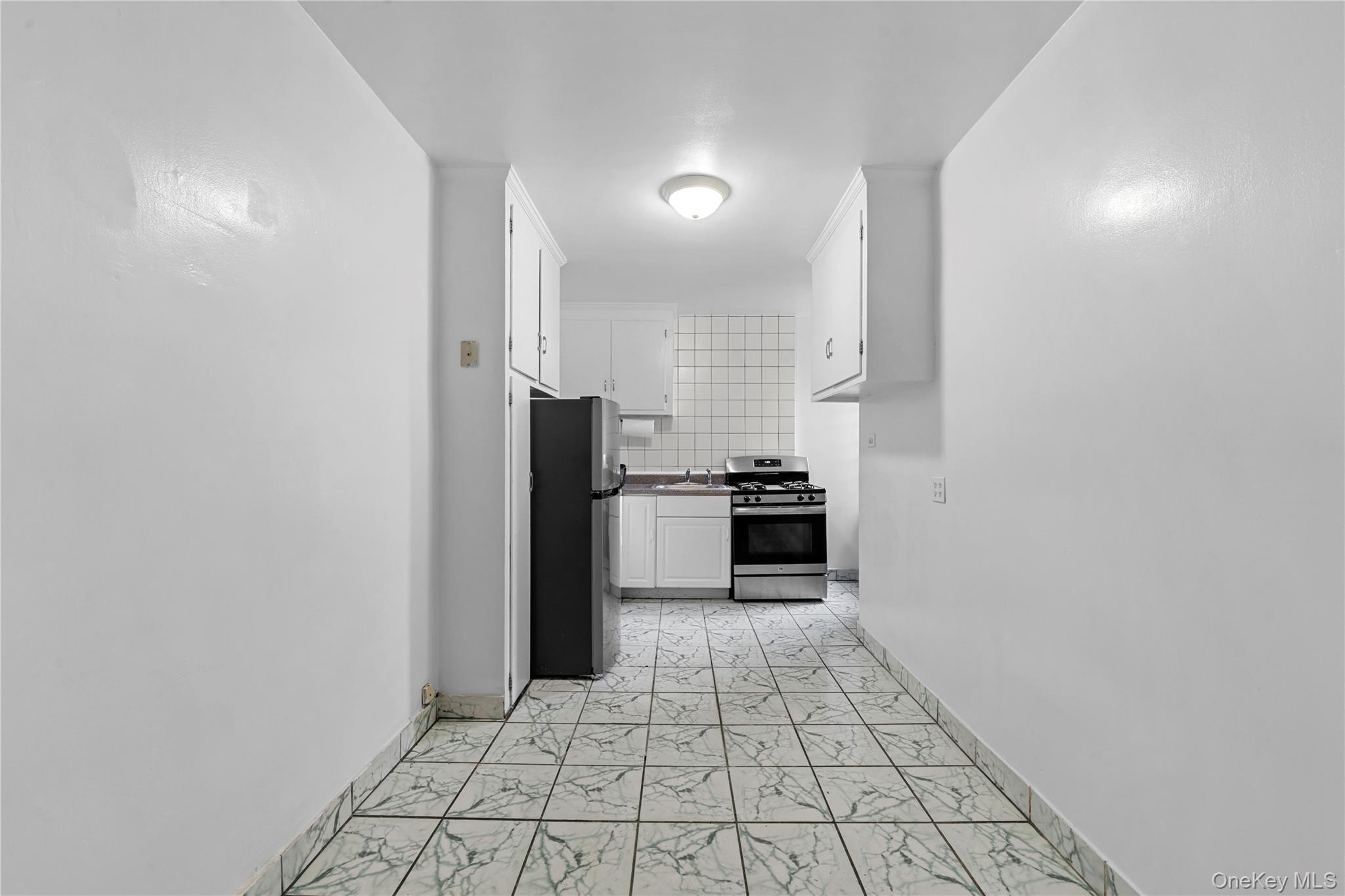 3726 87TH ST, Unit 6A photo 13
