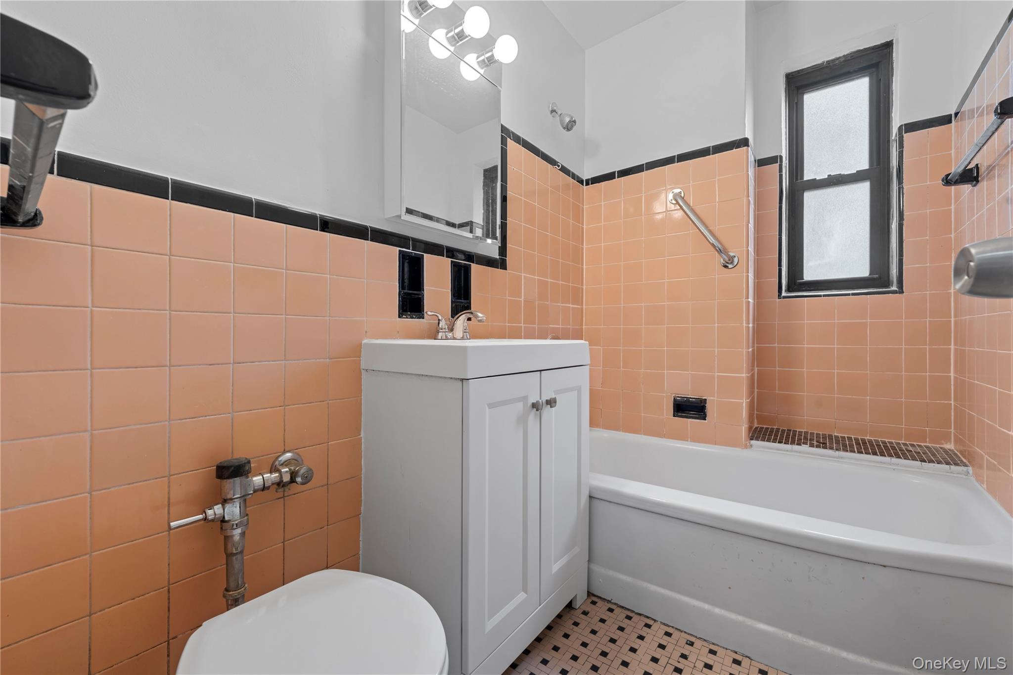 3726 87TH ST, Unit 6A photo 12