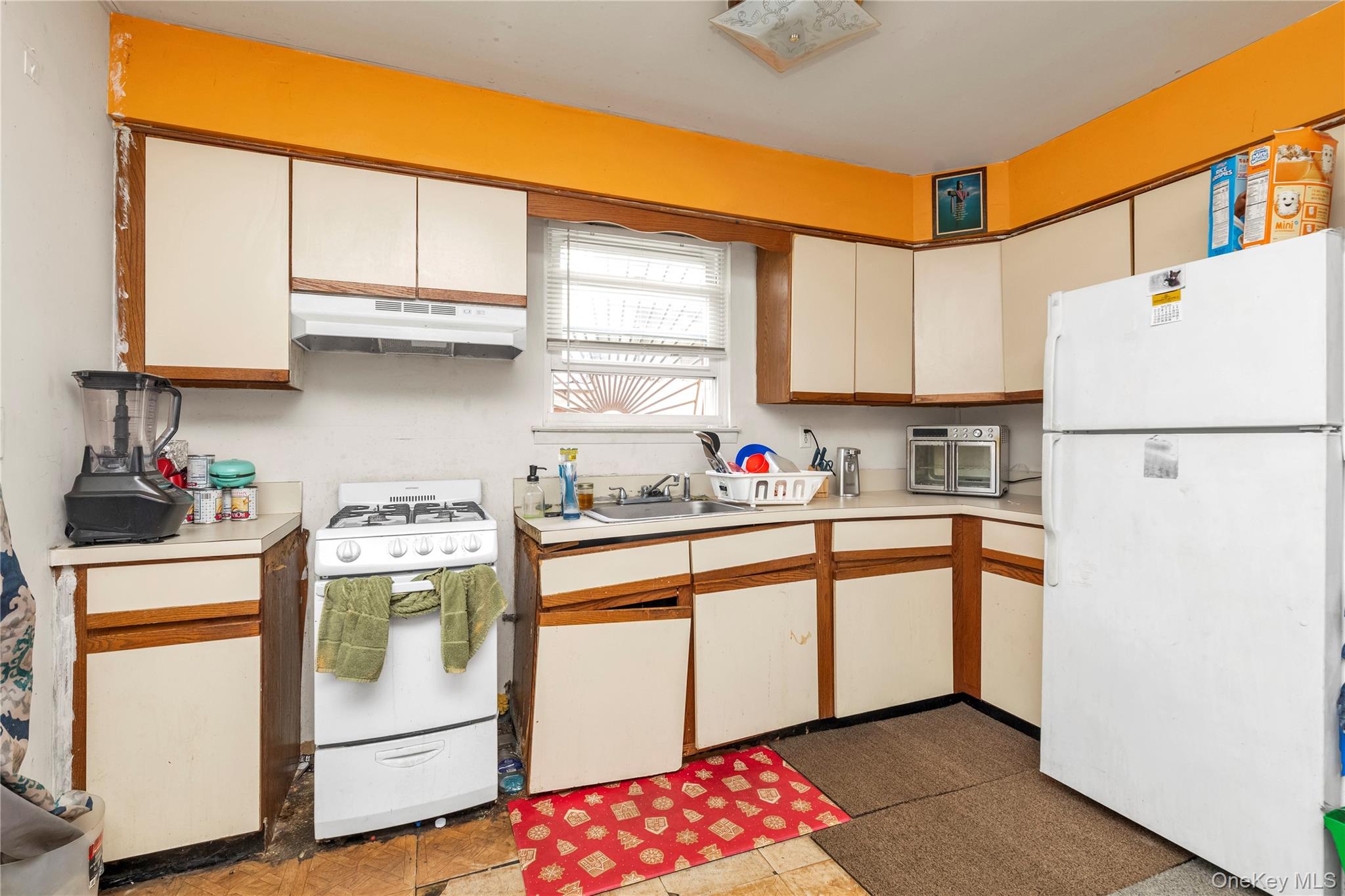 106-41 160th Street – For Sale photo 5