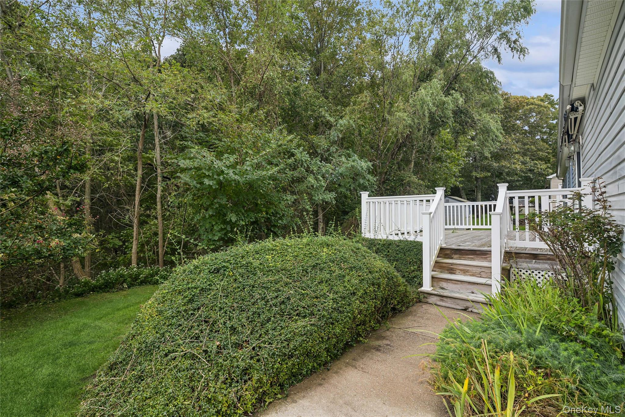 1407 Middle Road, Unit 245 photo 13
