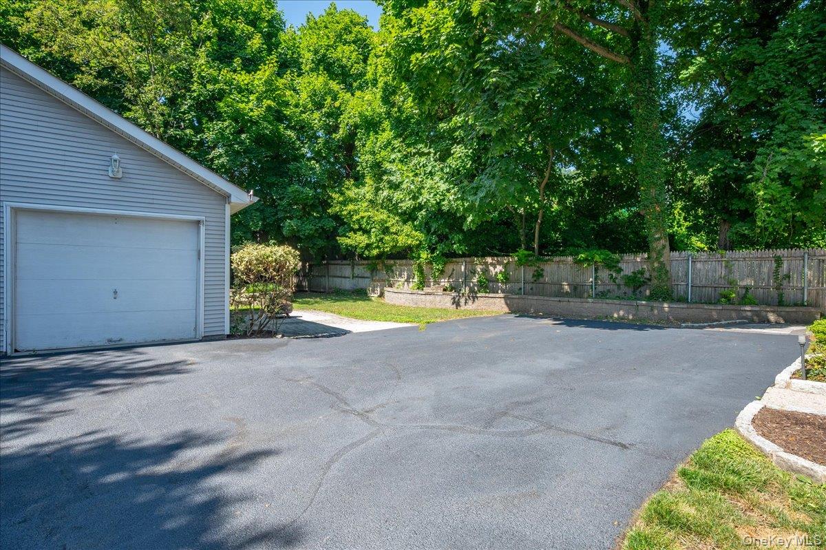76 Smith Avenue – For Sale photo 9