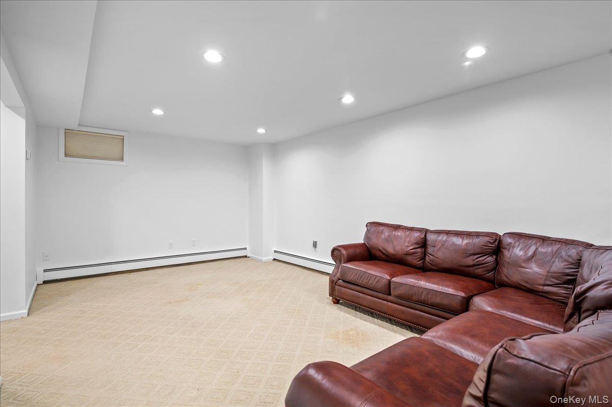 76 Smith Avenue – For Sale photo 40