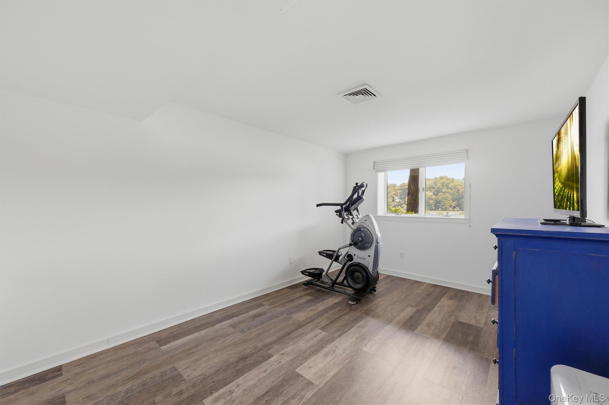 101 Westchester Avenue – For Sale photo 39