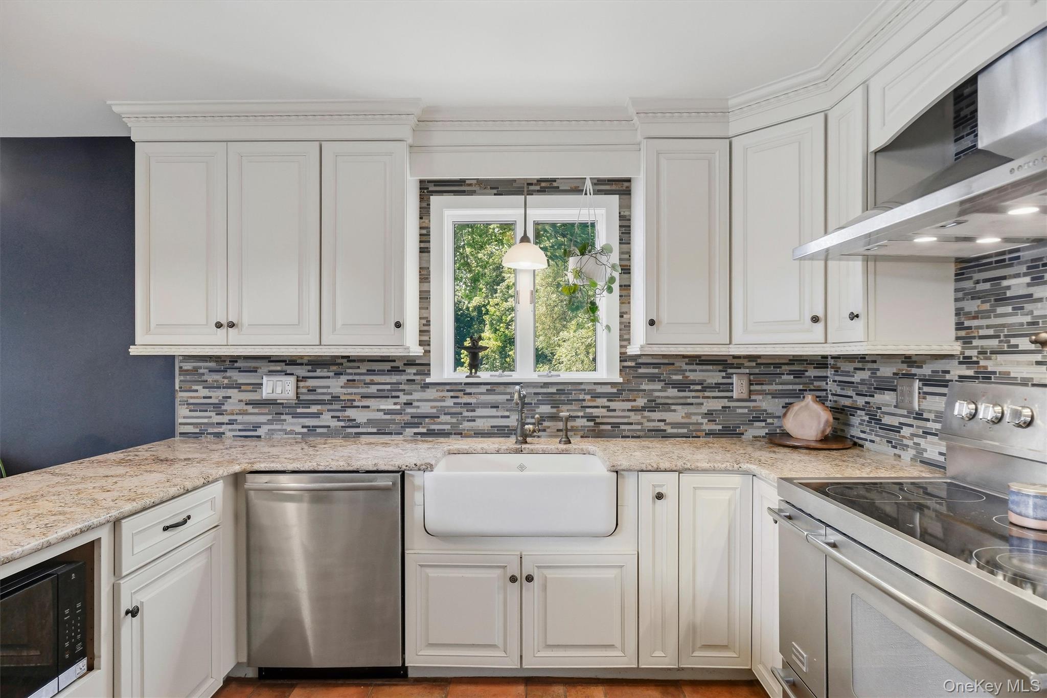 101 Westchester Avenue – For Sale photo 19