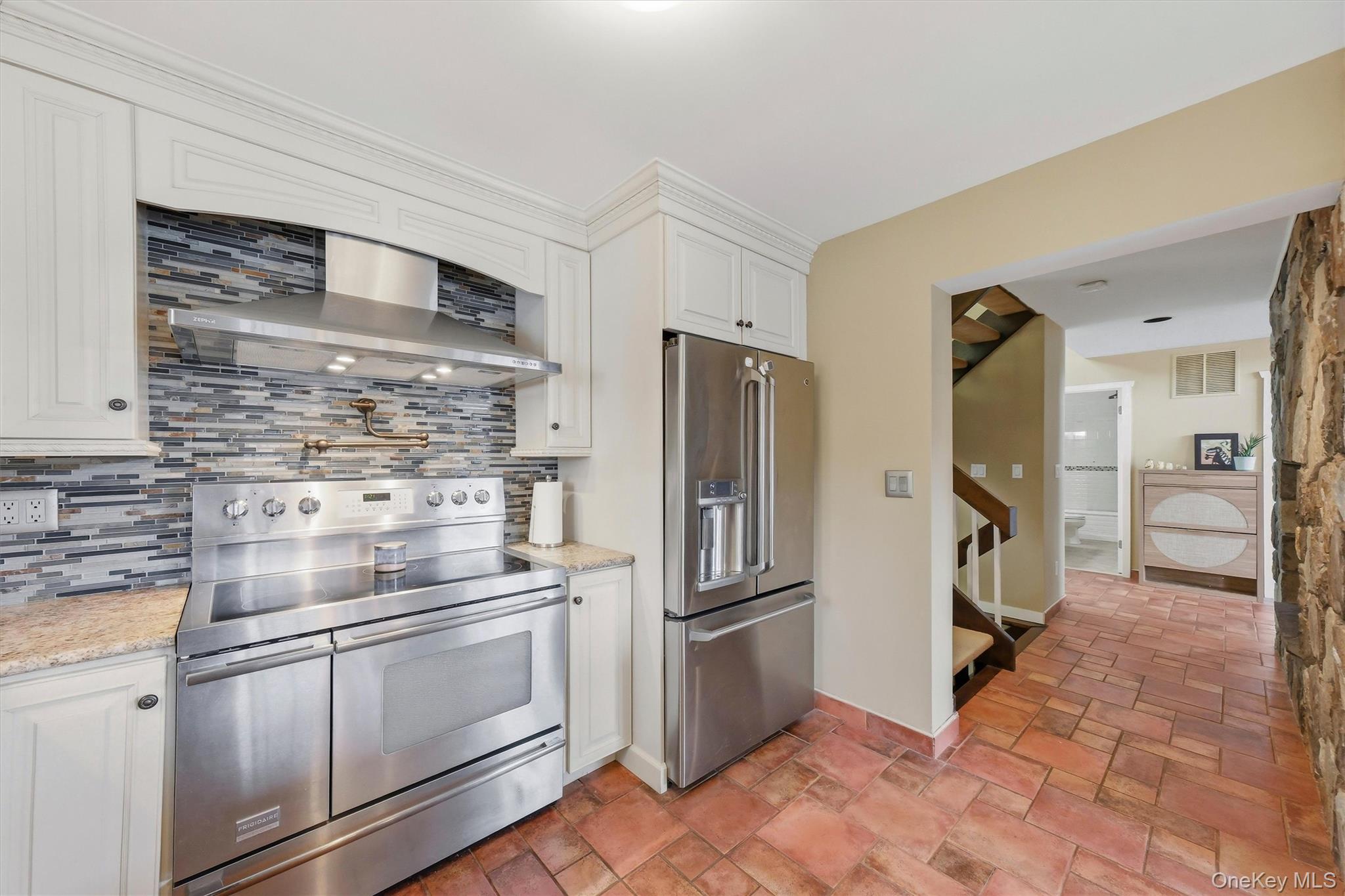 101 Westchester Avenue – For Sale photo 23