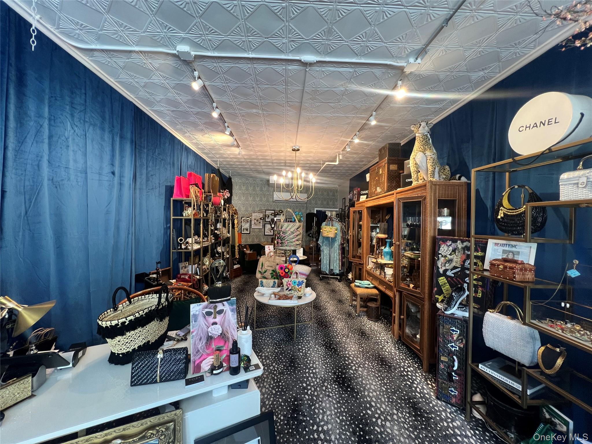 188 New York Avenue – For Rent photo 2