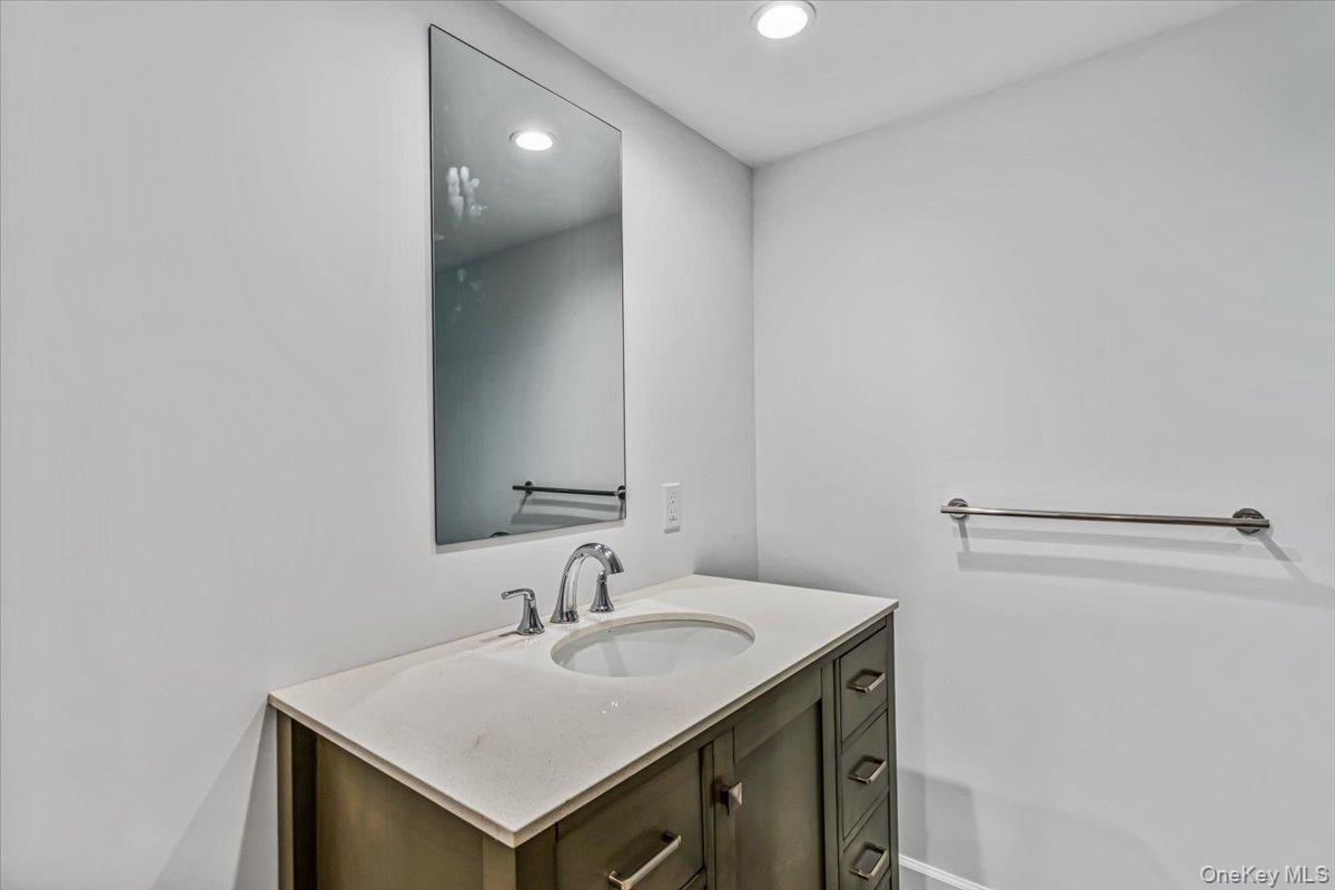 10 Hazel Place – For Sale photo 28