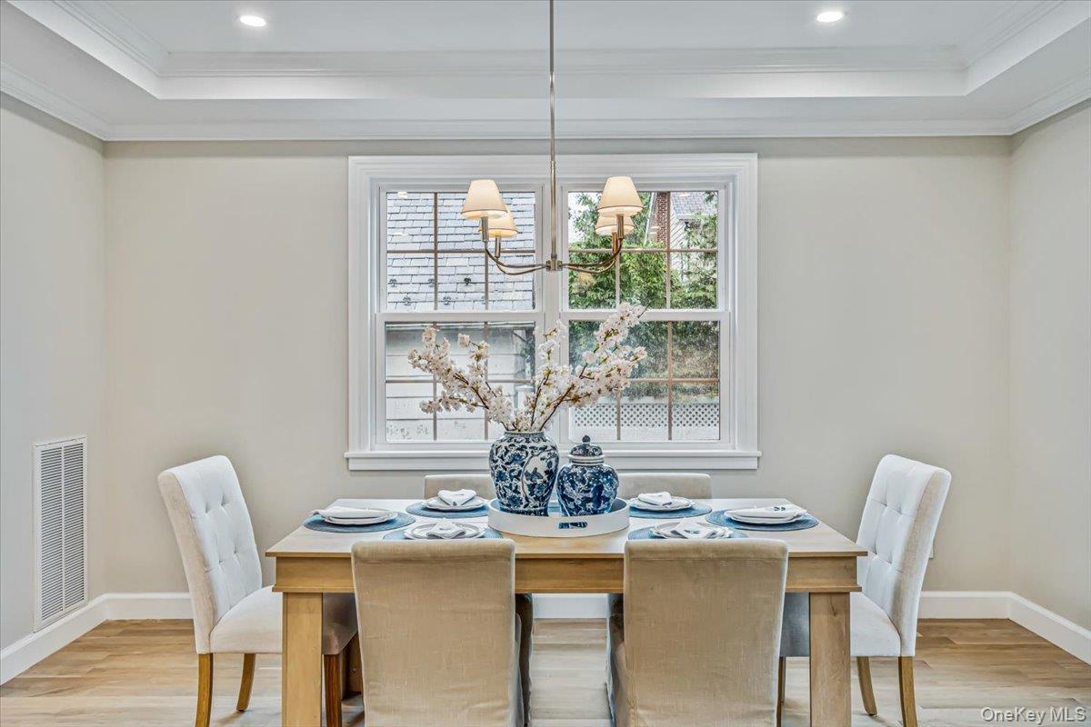 10 Hazel Place – For Sale photo 7