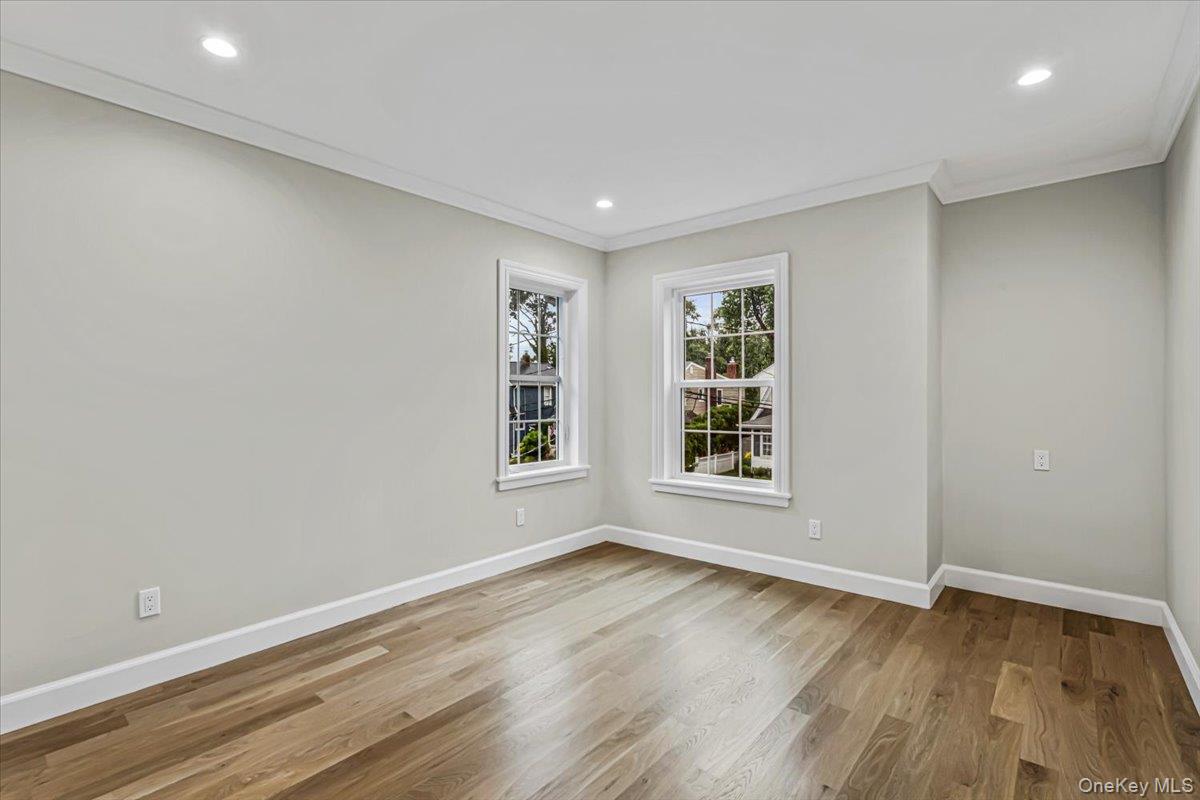 10 Hazel Place – For Sale photo 13