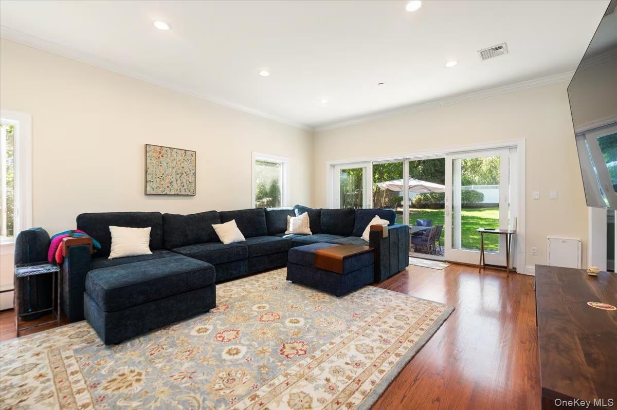 107 Puritan Drive – For Rent photo 5