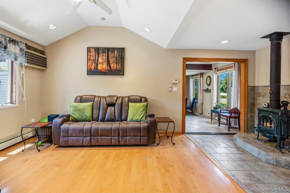 76 Alton Road – For Sale photo 6