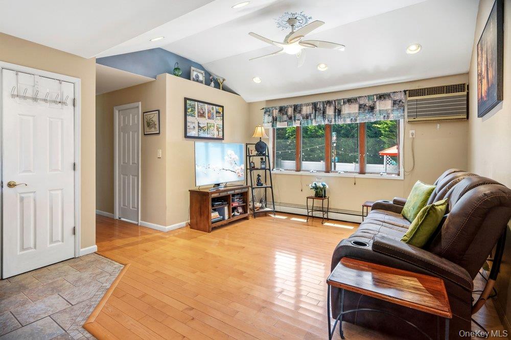 76 Alton Road – For Sale photo 8