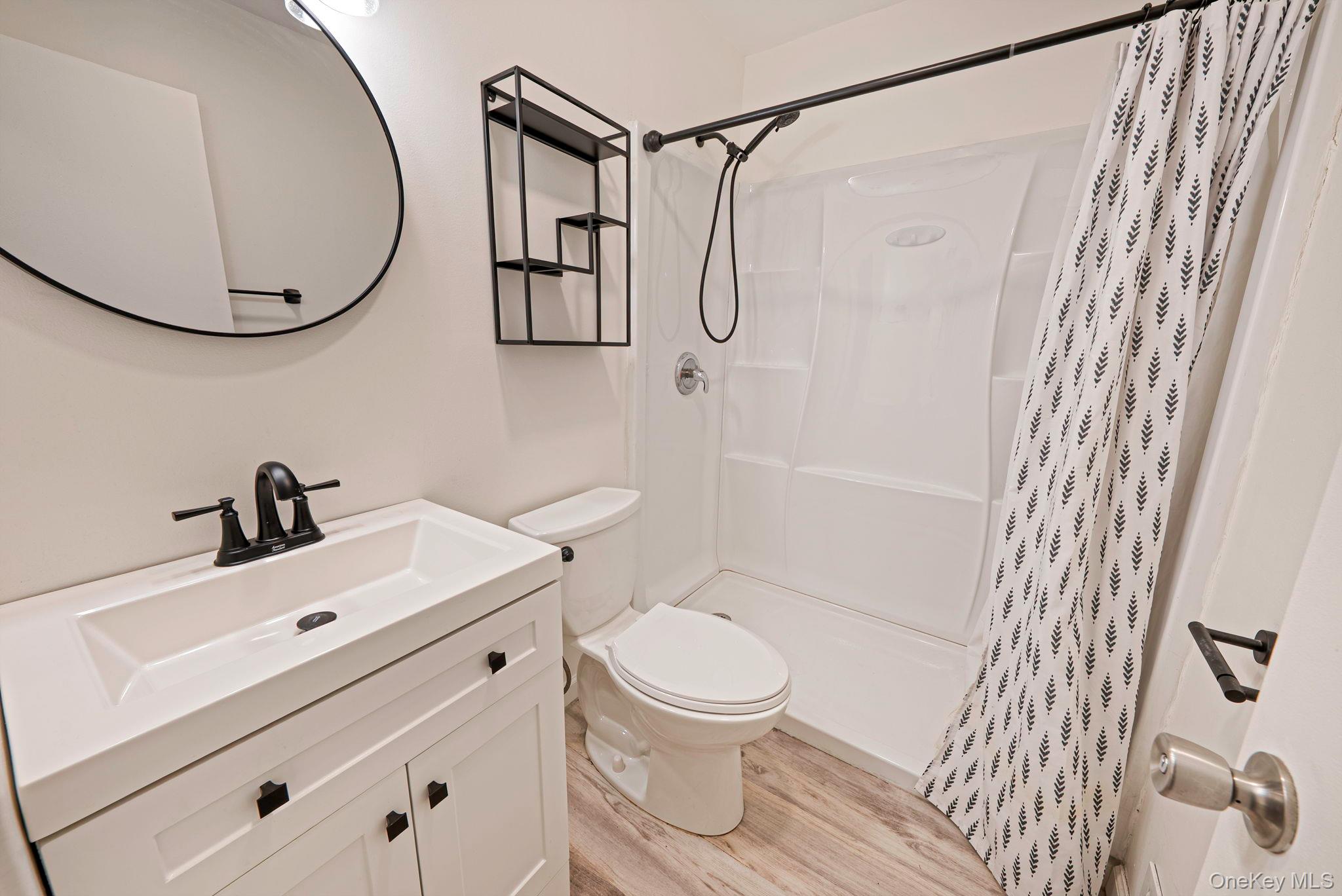 40 E Oakdale Street – For Sale photo 18