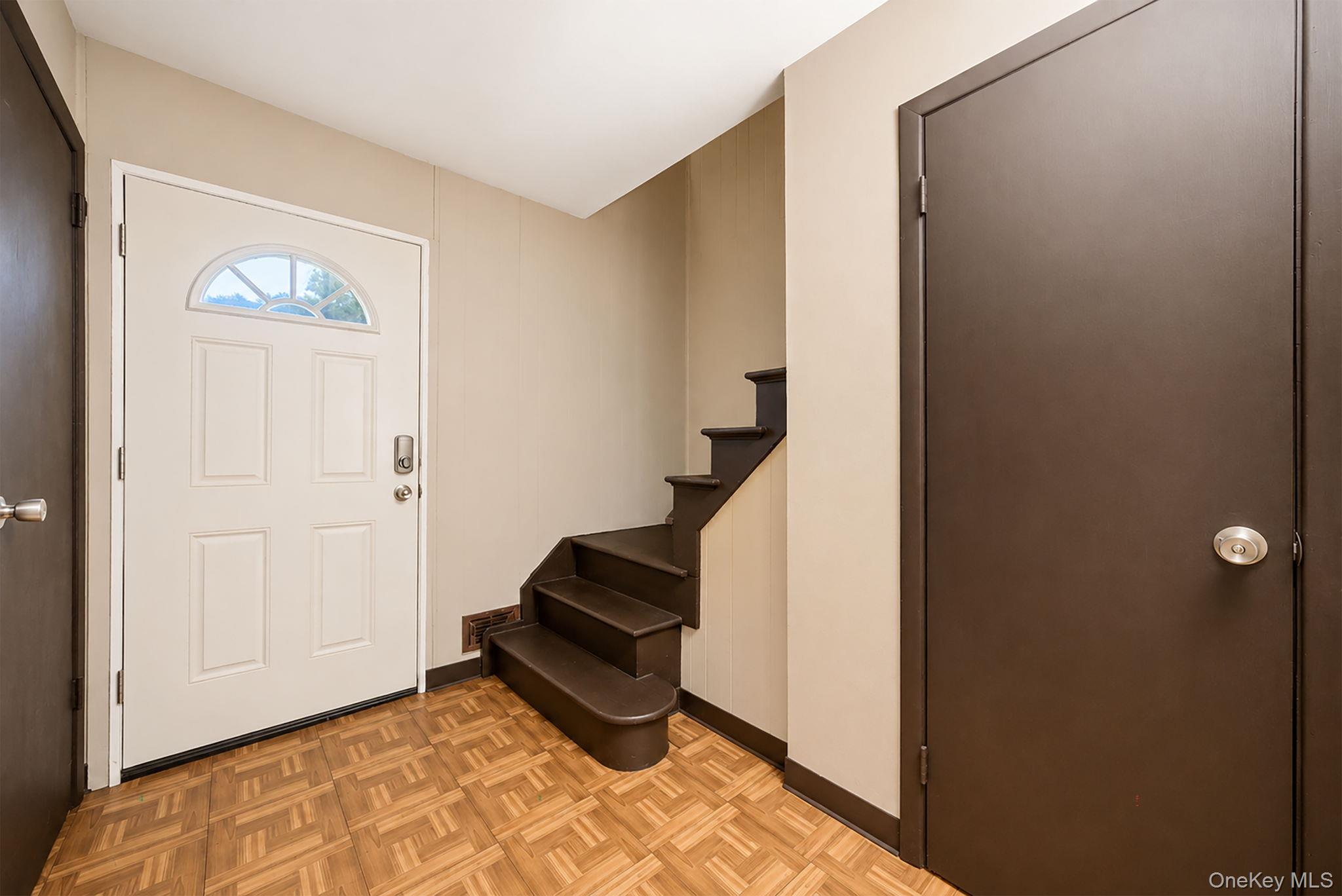 40 E Oakdale Street – For Sale photo 7