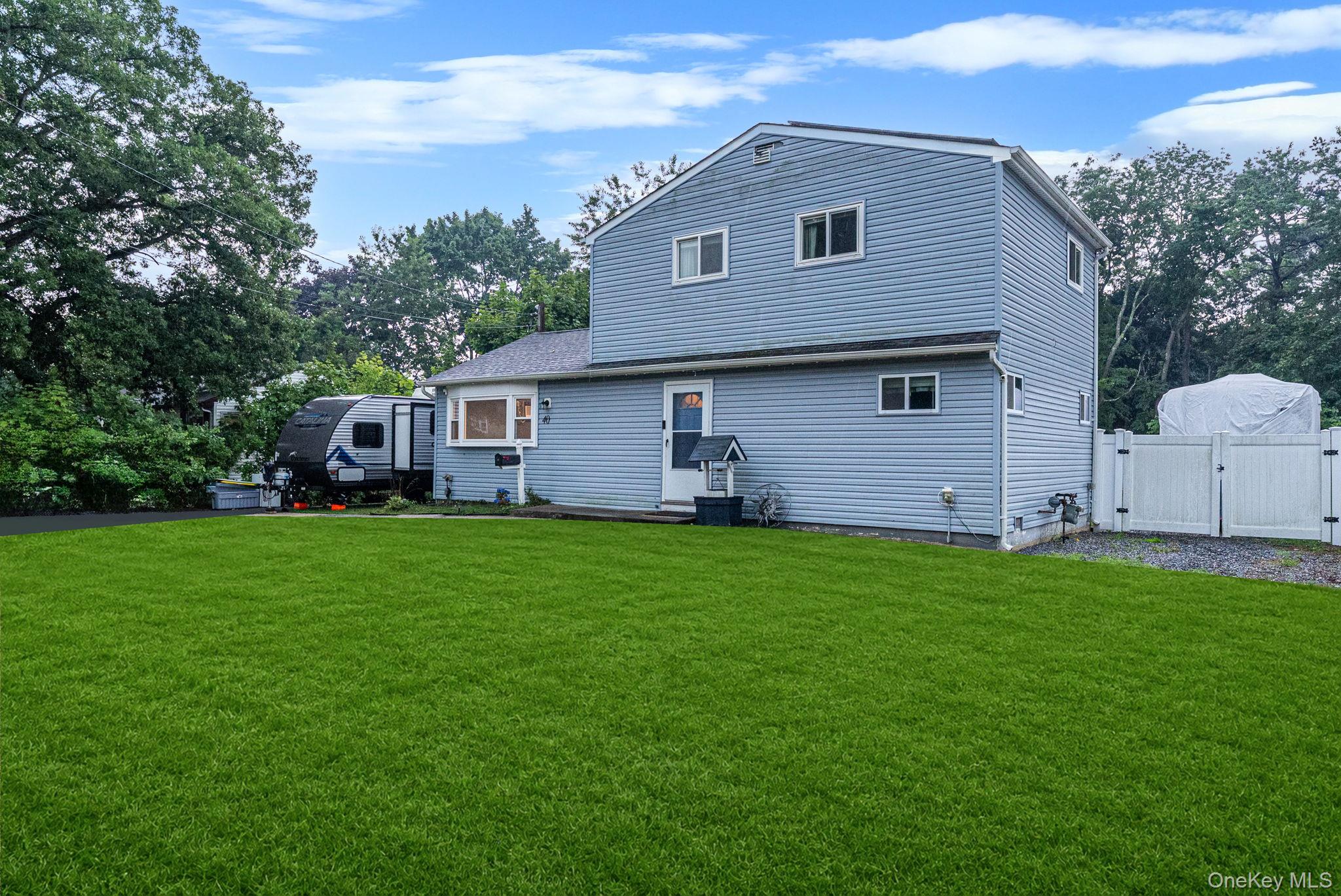 40 E Oakdale Street – For Sale photo 4