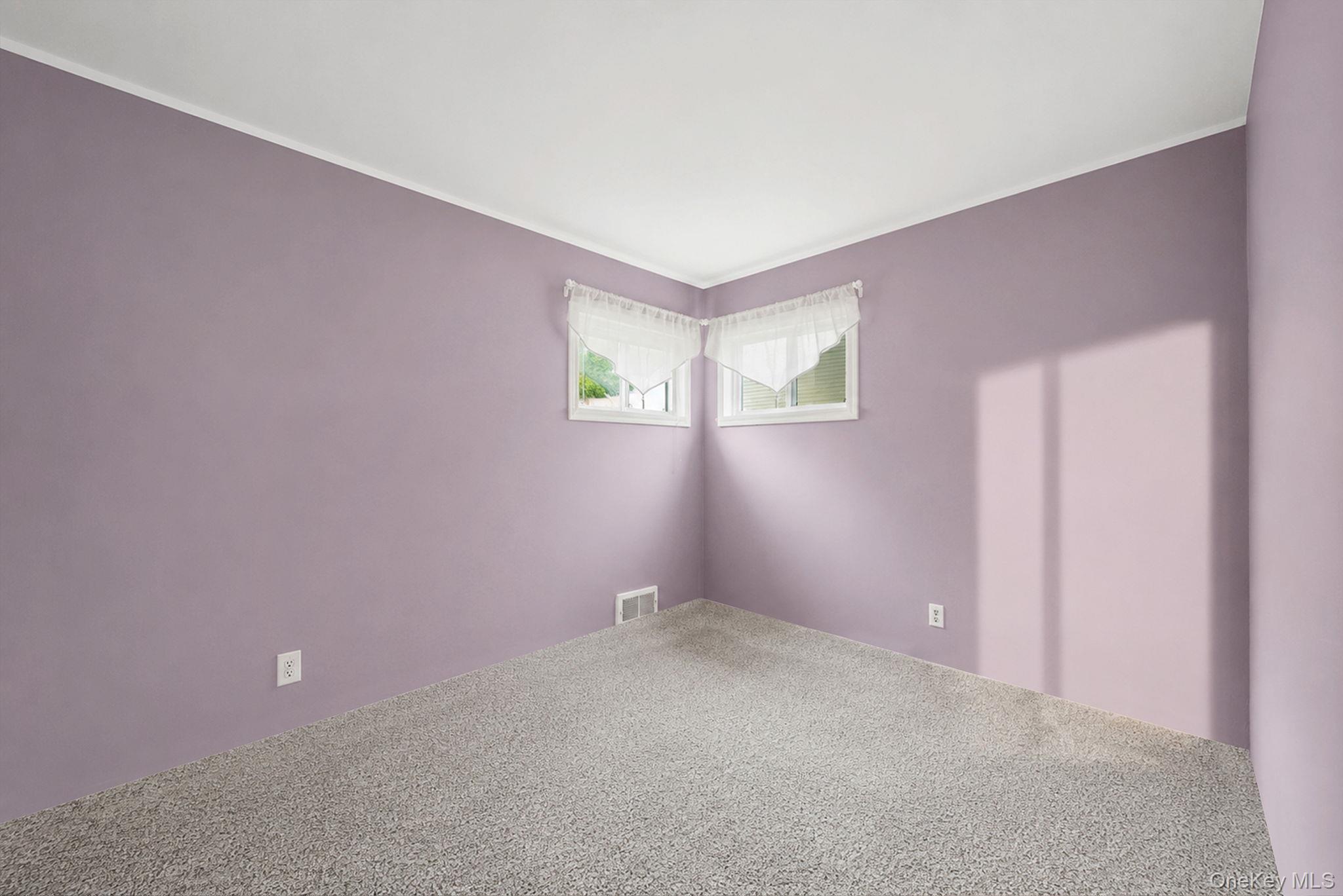 40 E Oakdale Street – For Sale photo 16