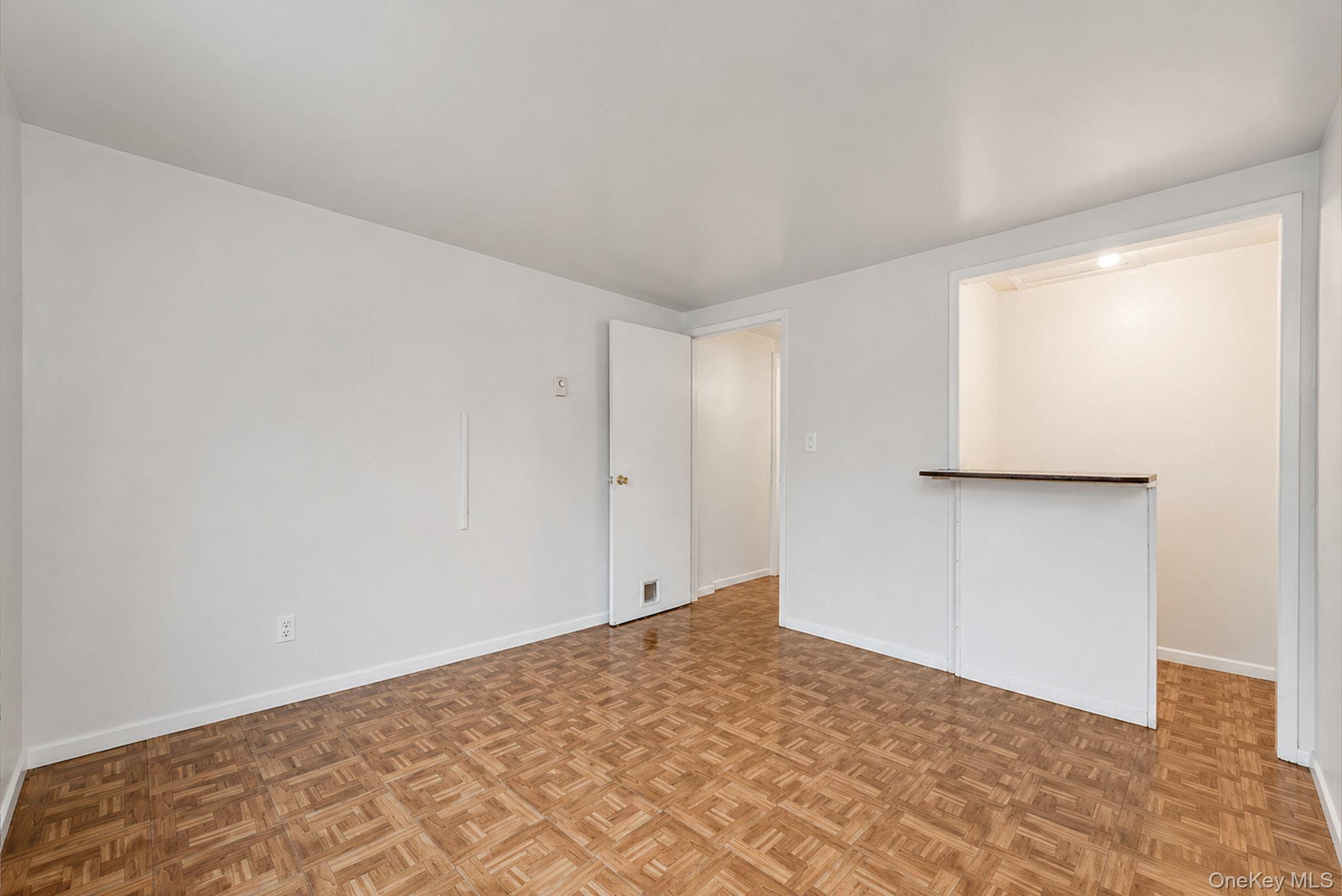 40 E Oakdale Street – For Sale photo 22