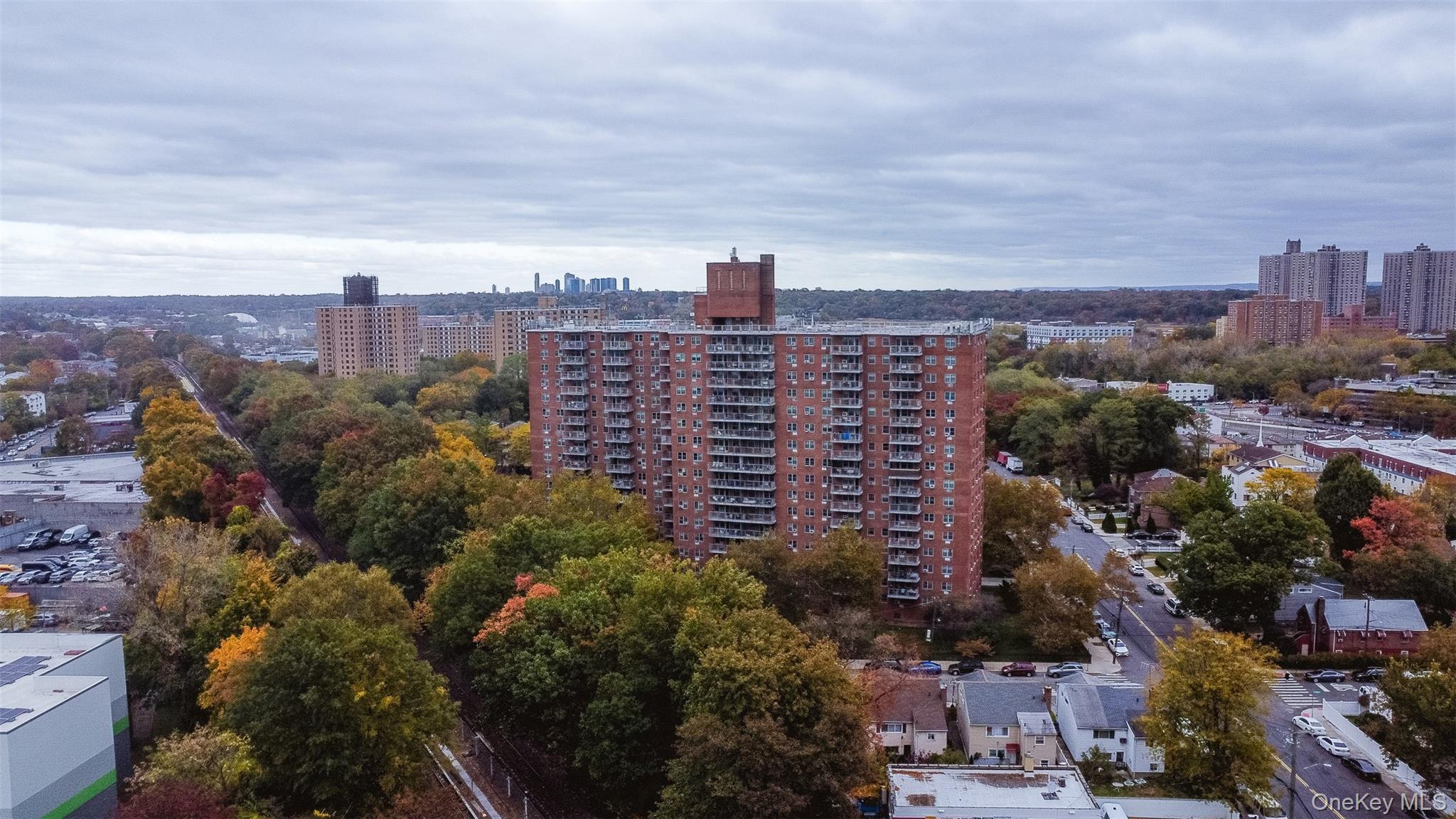 3410 De Reimer Avenue, Unit 7F photo 22