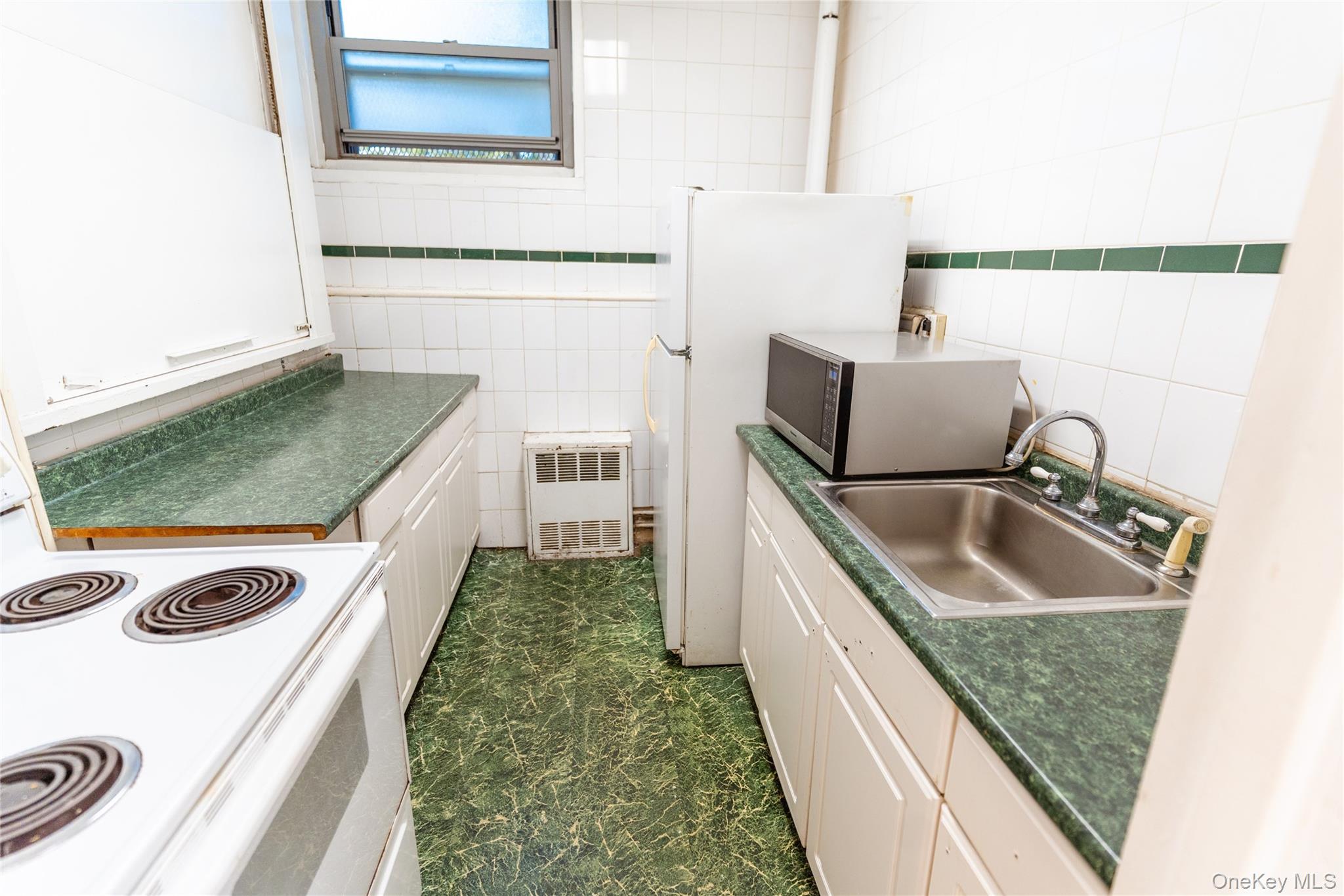 3410 De Reimer Avenue, Unit 7F photo 17