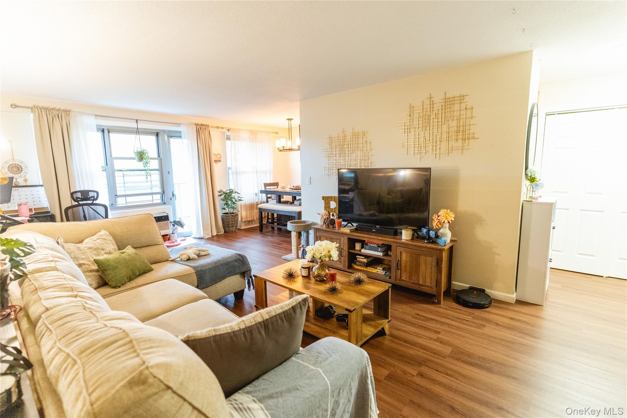 3410 De Reimer Avenue, Unit 7F photo 3
