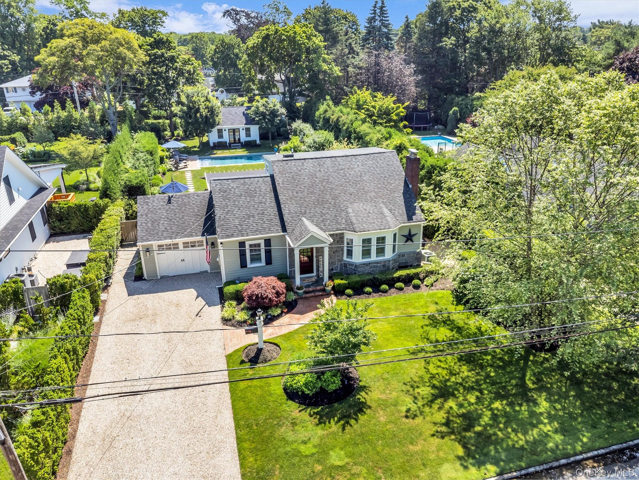 7 Country Club Road – For Sale photo 43