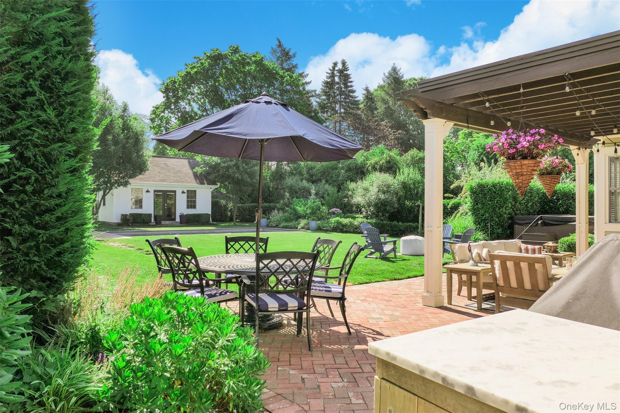 7 Country Club Road – For Sale photo 38