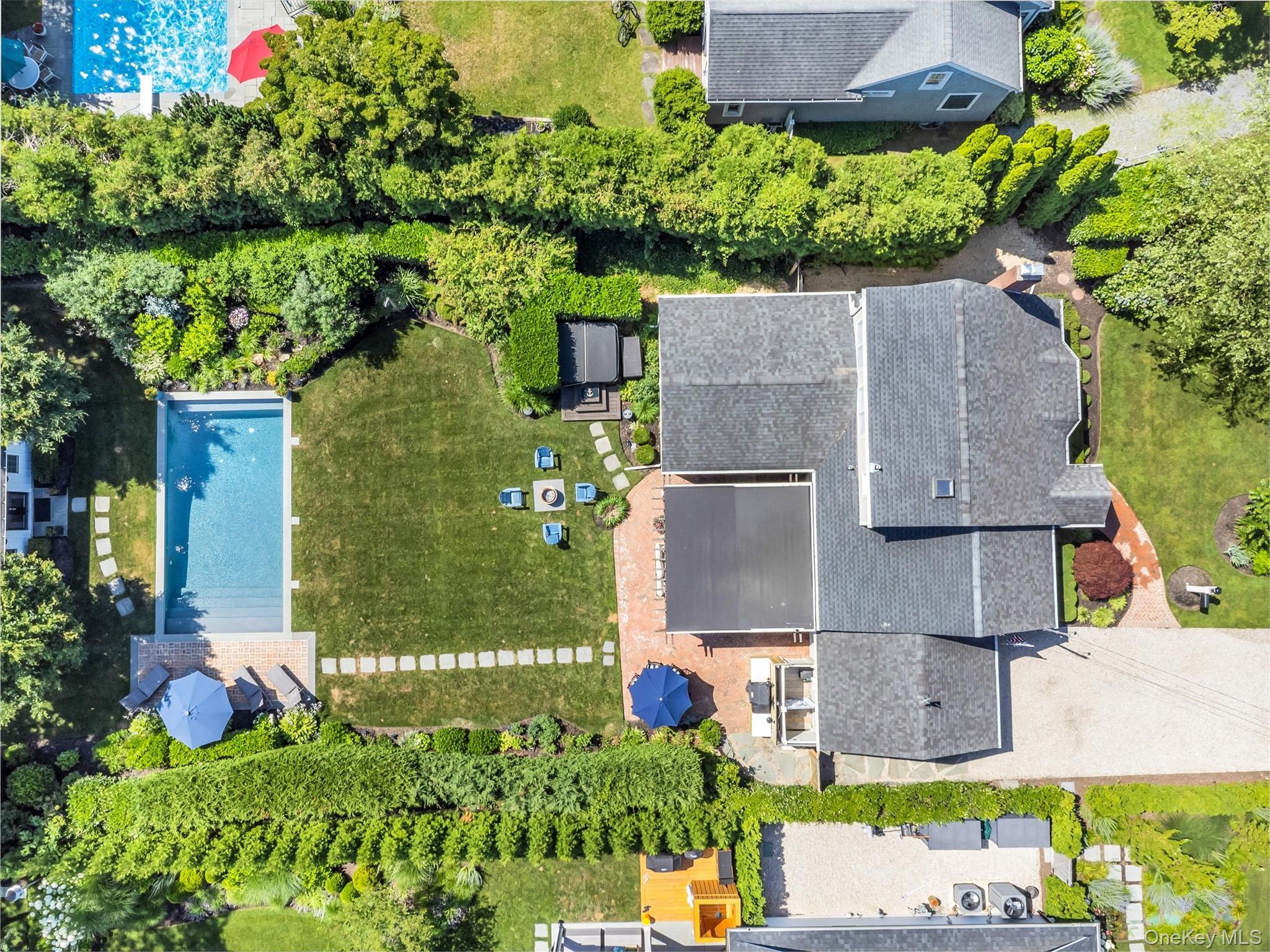 7 Country Club Road – For Sale photo 44