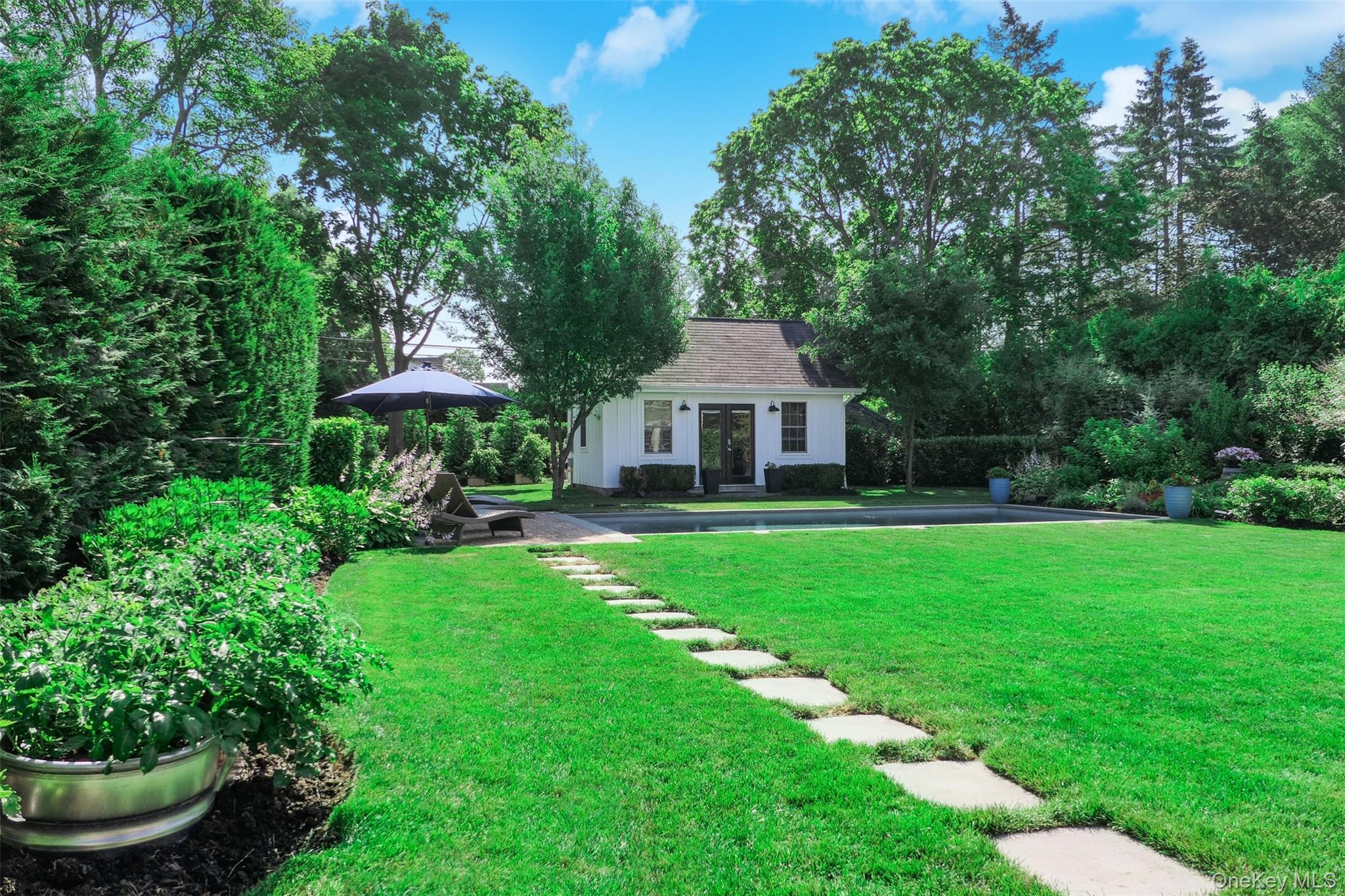 7 Country Club Road – For Sale photo 28