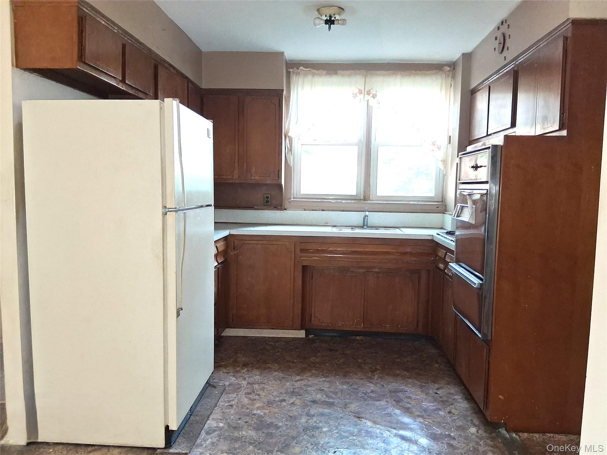 1386 Remsen Avenue – For Sale photo 13