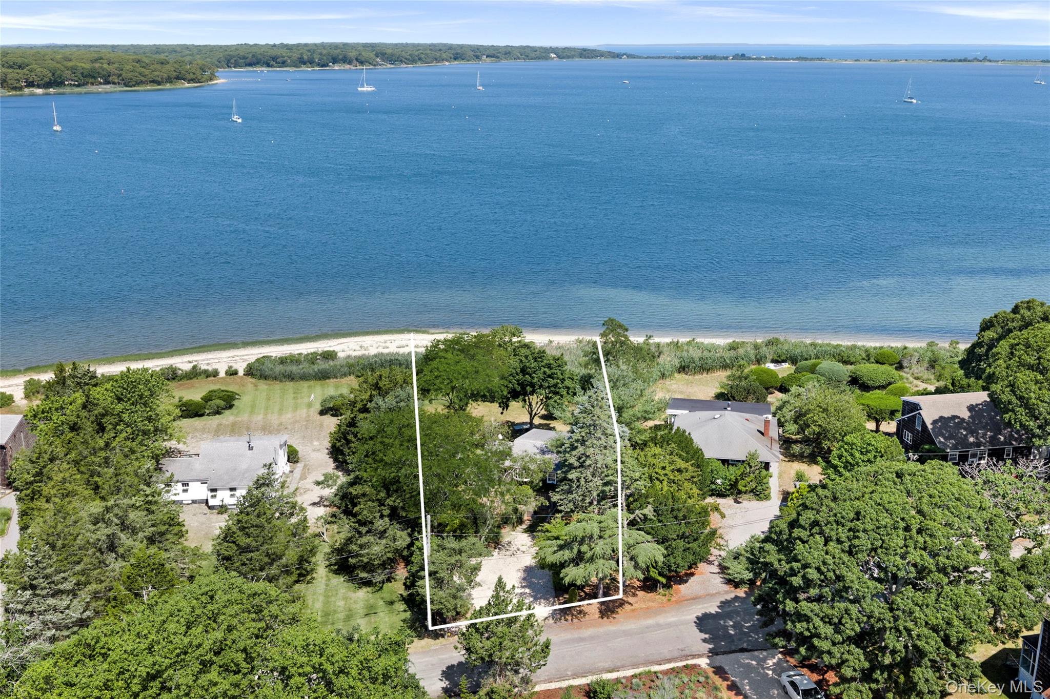 21 Breeze Hill Road – For Sale photo 3