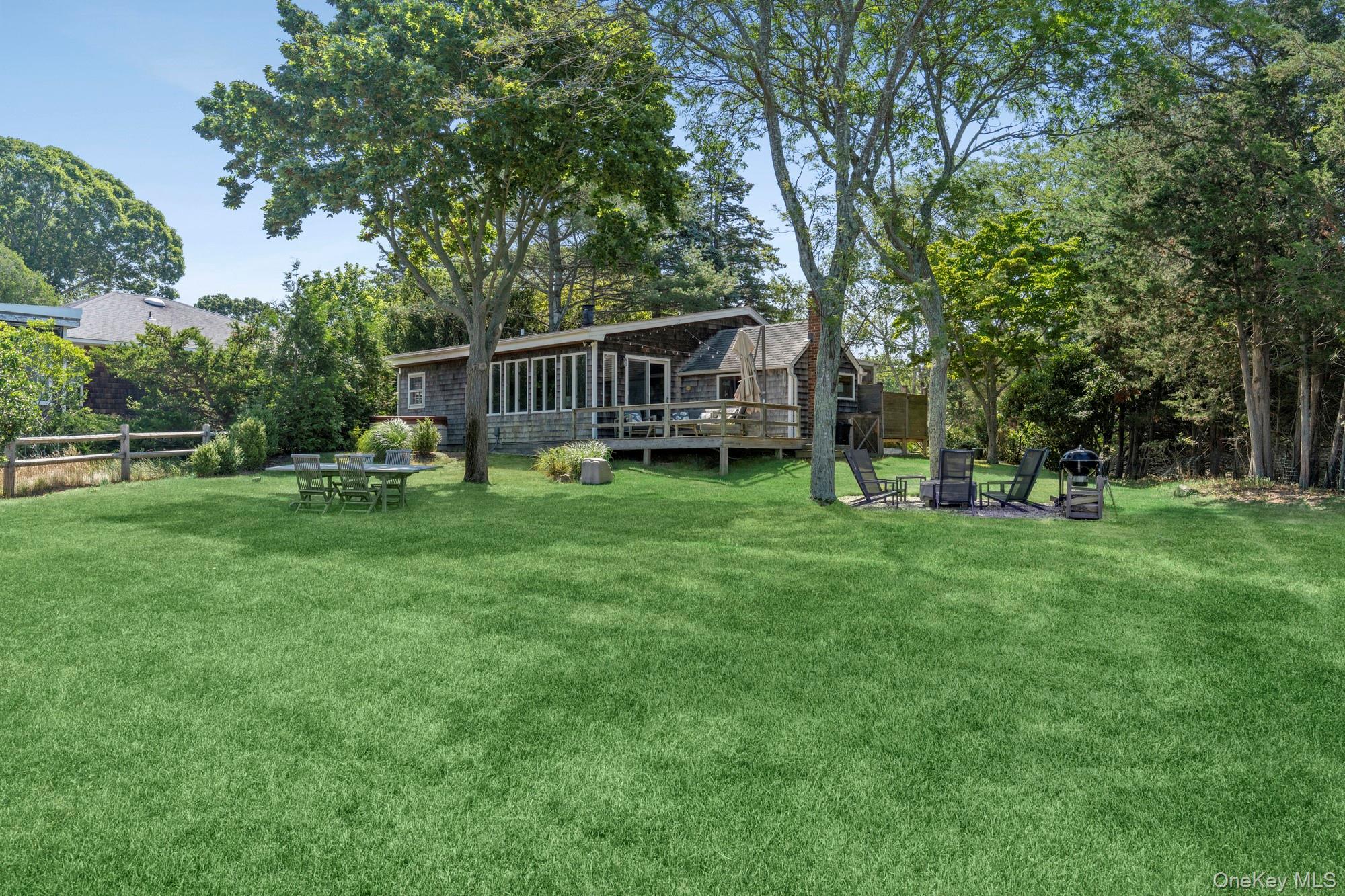 21 Breeze Hill Road – For Sale photo 16